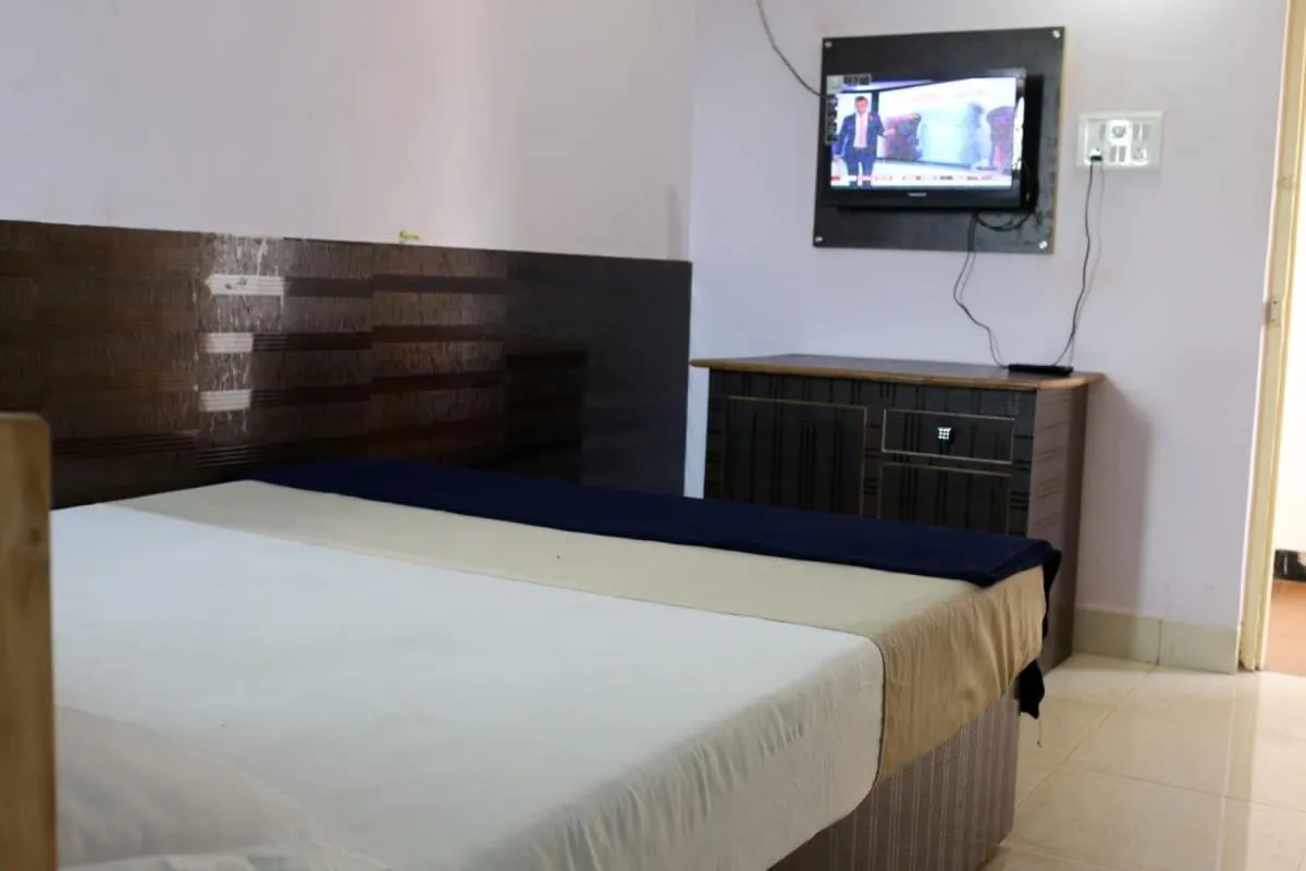 Bed in Viva Guest House