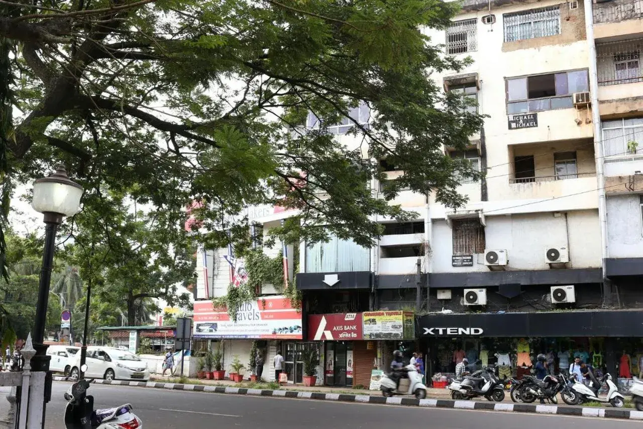 Facade/entrance in Viva Guest House Facade/entrance in Viva Guest House