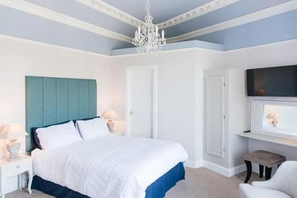 Bed in The Merryburn - Rooms and Courtyard Studios