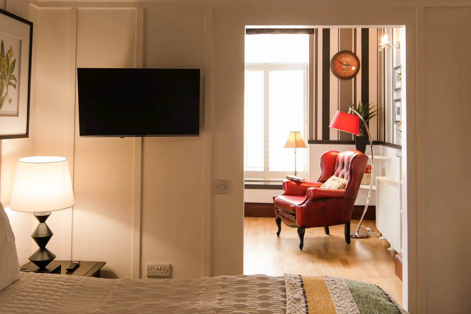 Bed in The Merryburn - Rooms and Courtyard Studios