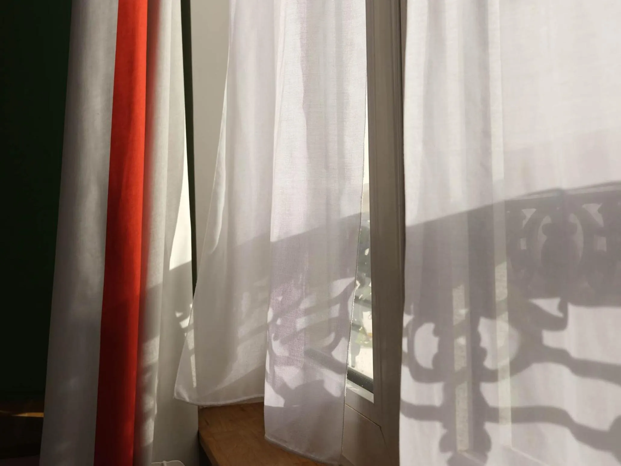 Bedroom in Logis Hôtel de l'Europe