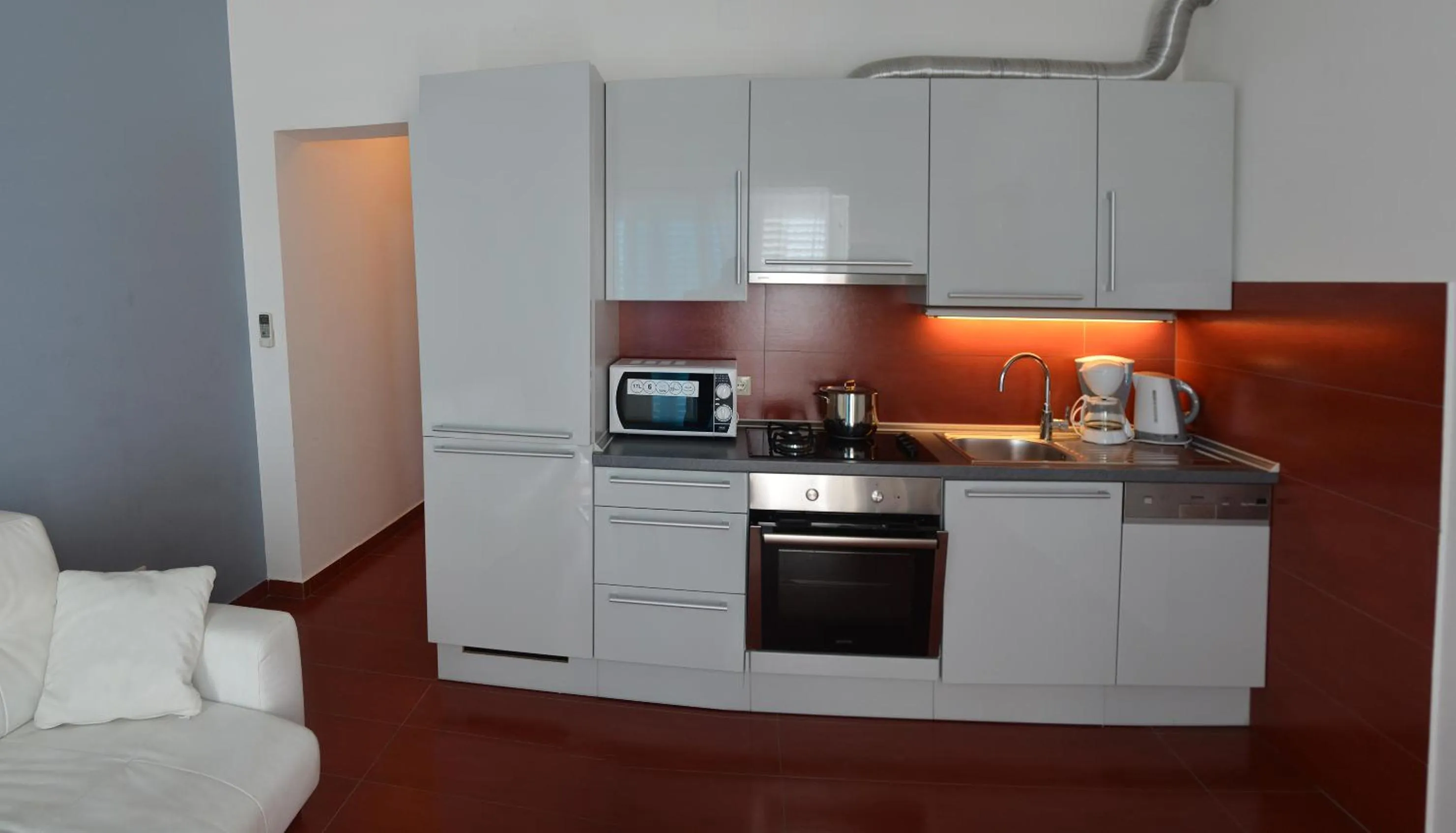 Kitchen or kitchenette in Villa Avantgarde