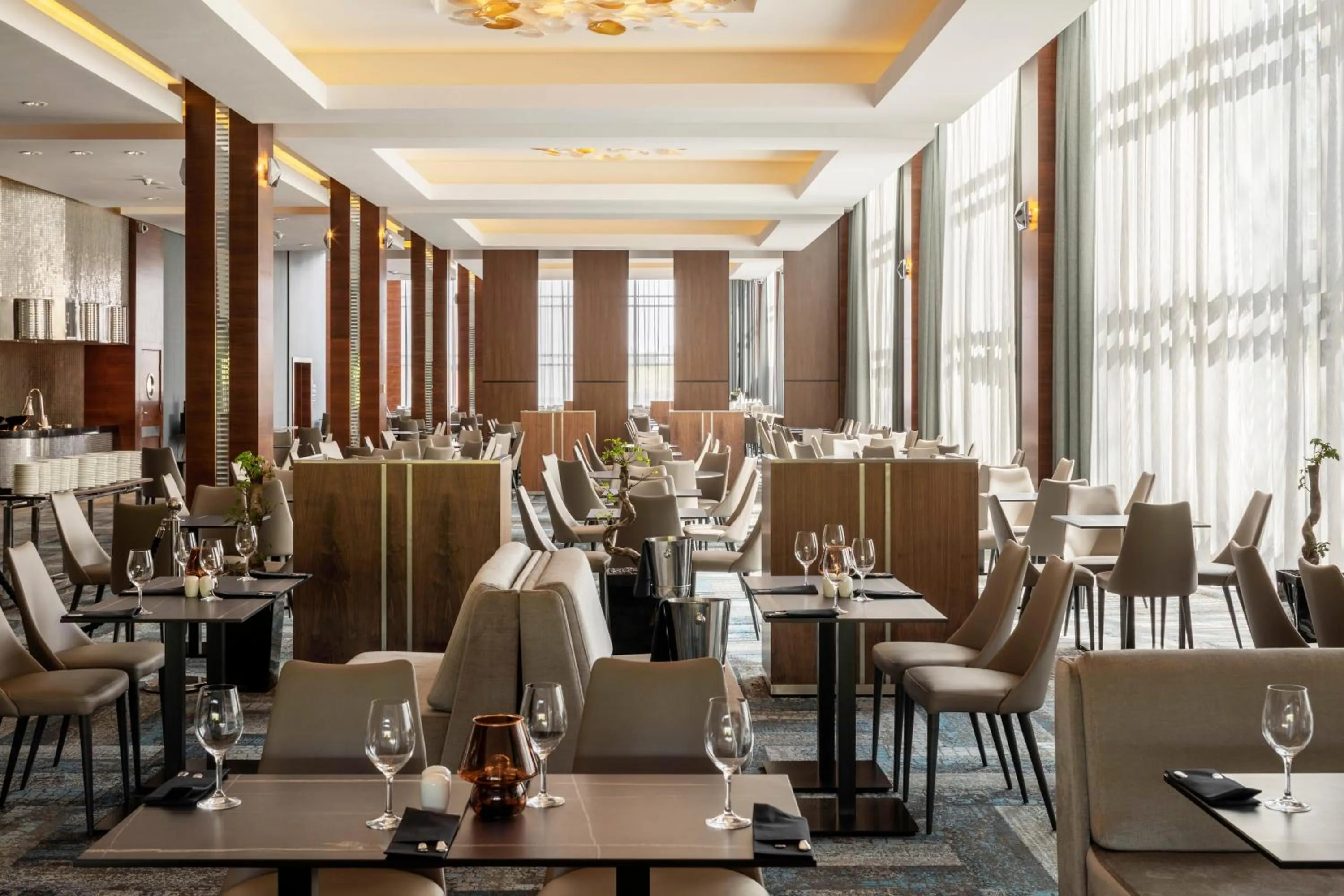 Restaurant/places to eat in Hotel Warszawianka