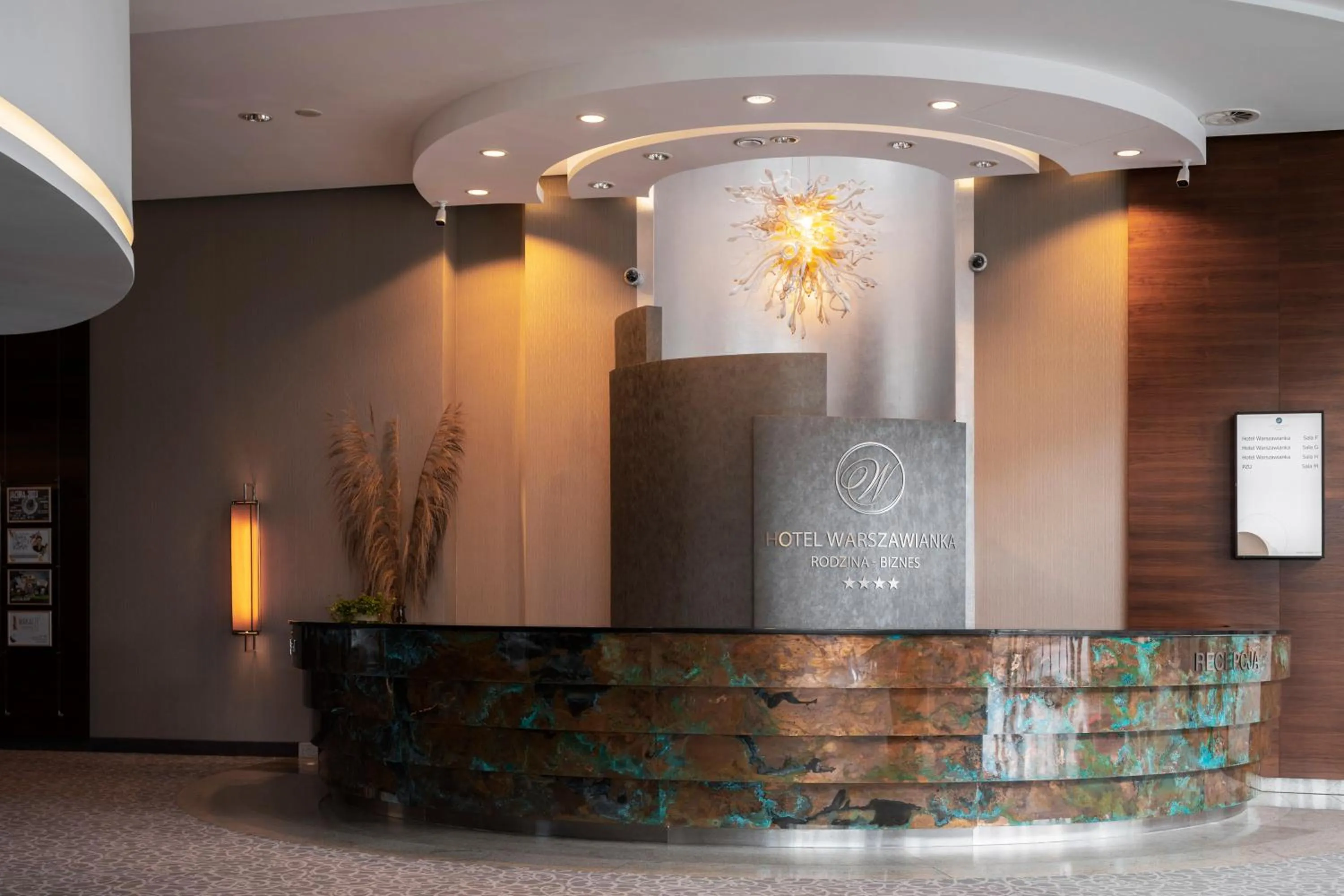 Lobby or reception in Hotel Warszawianka