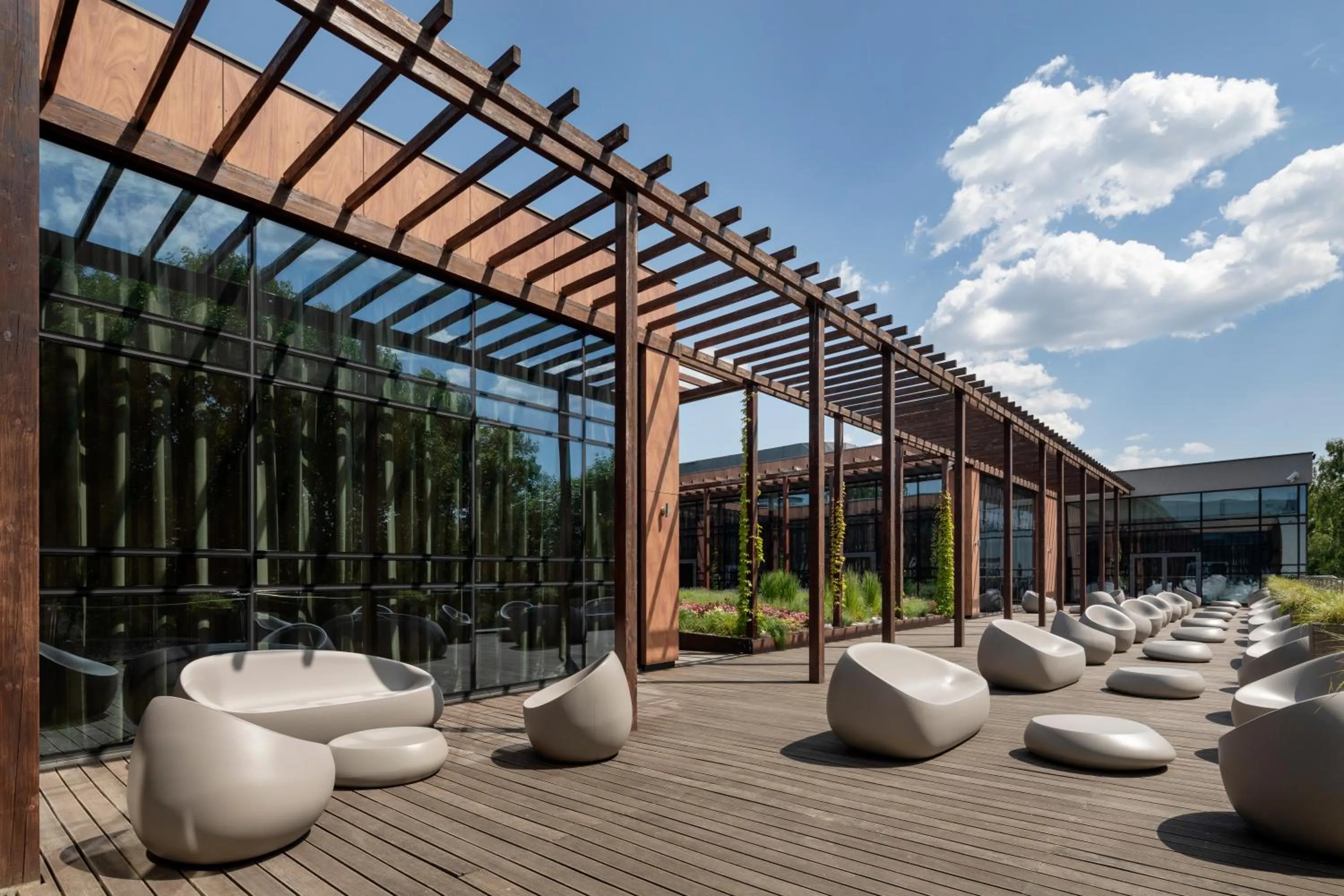 Seating area in Hotel Warszawianka