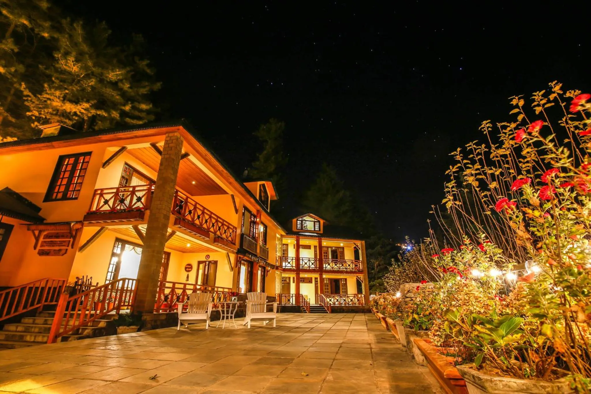Facade/entrance in Mahasu House
