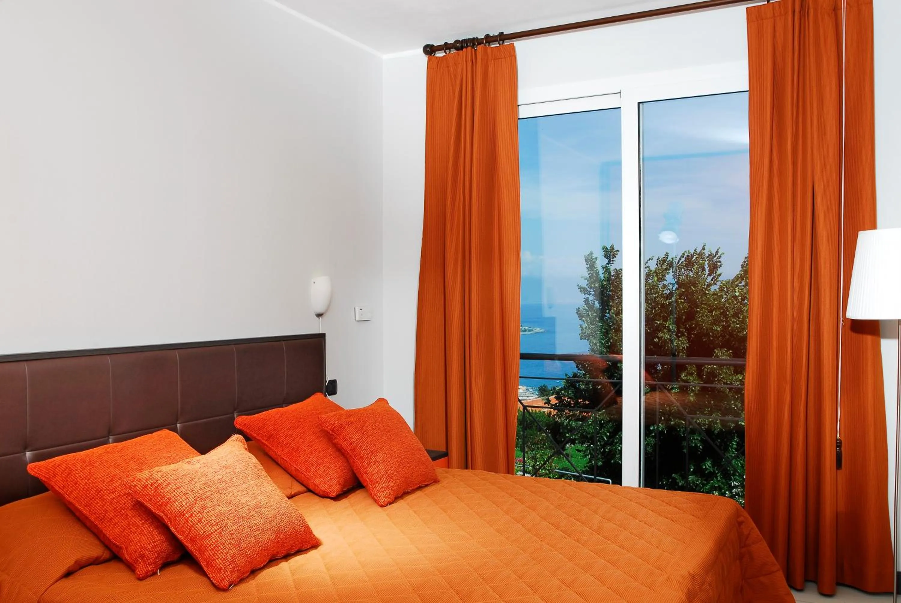 Bedroom, Bed in Residence Villa Beuca