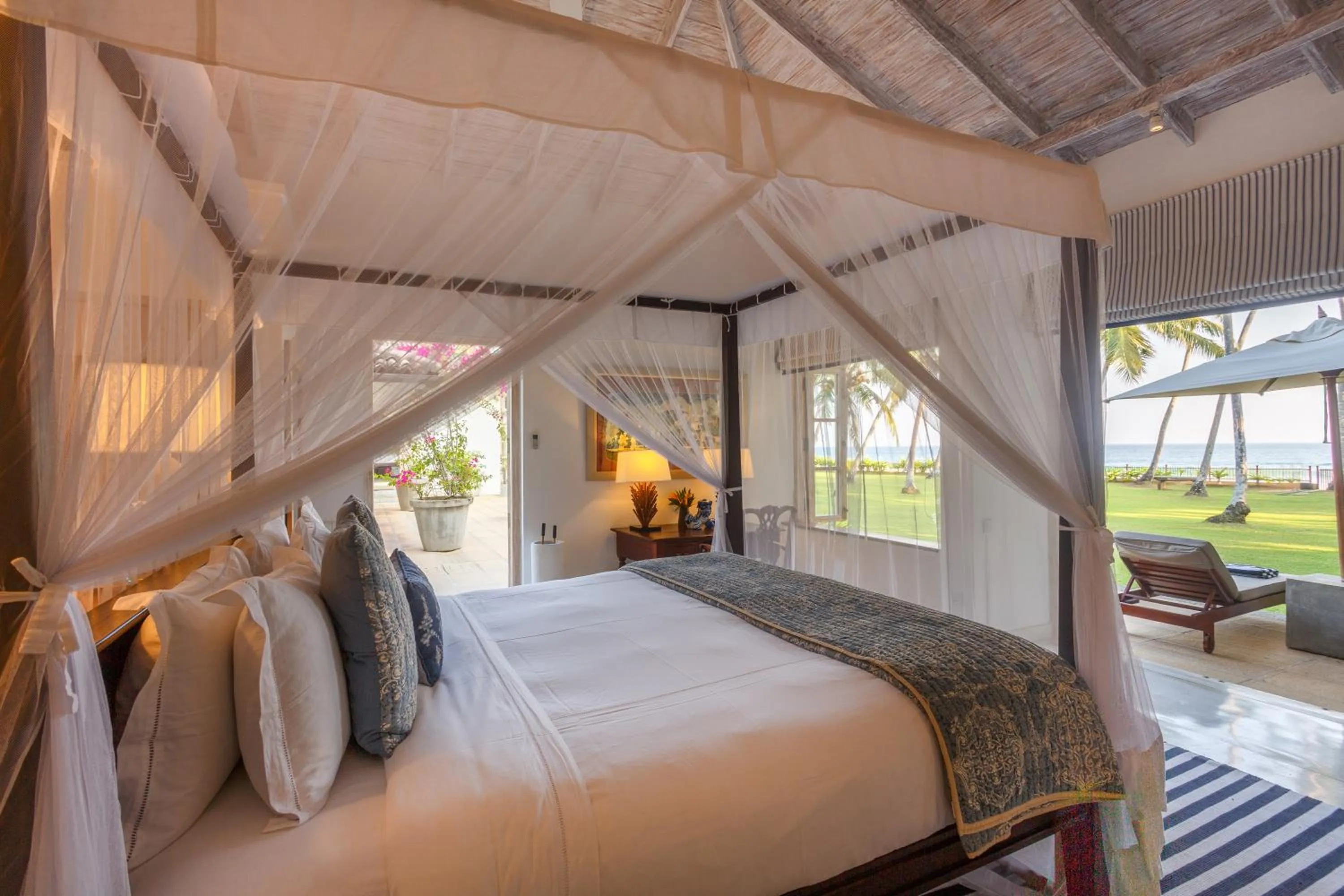 Bedroom, Bed in Habaraduwa House