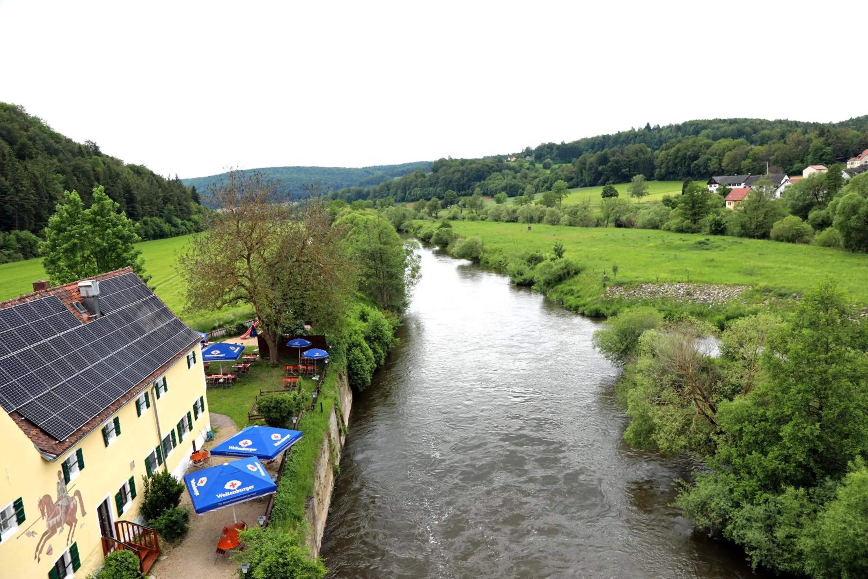 Bird's eye view in Hotel Schlossresidenz Heitzenhofen