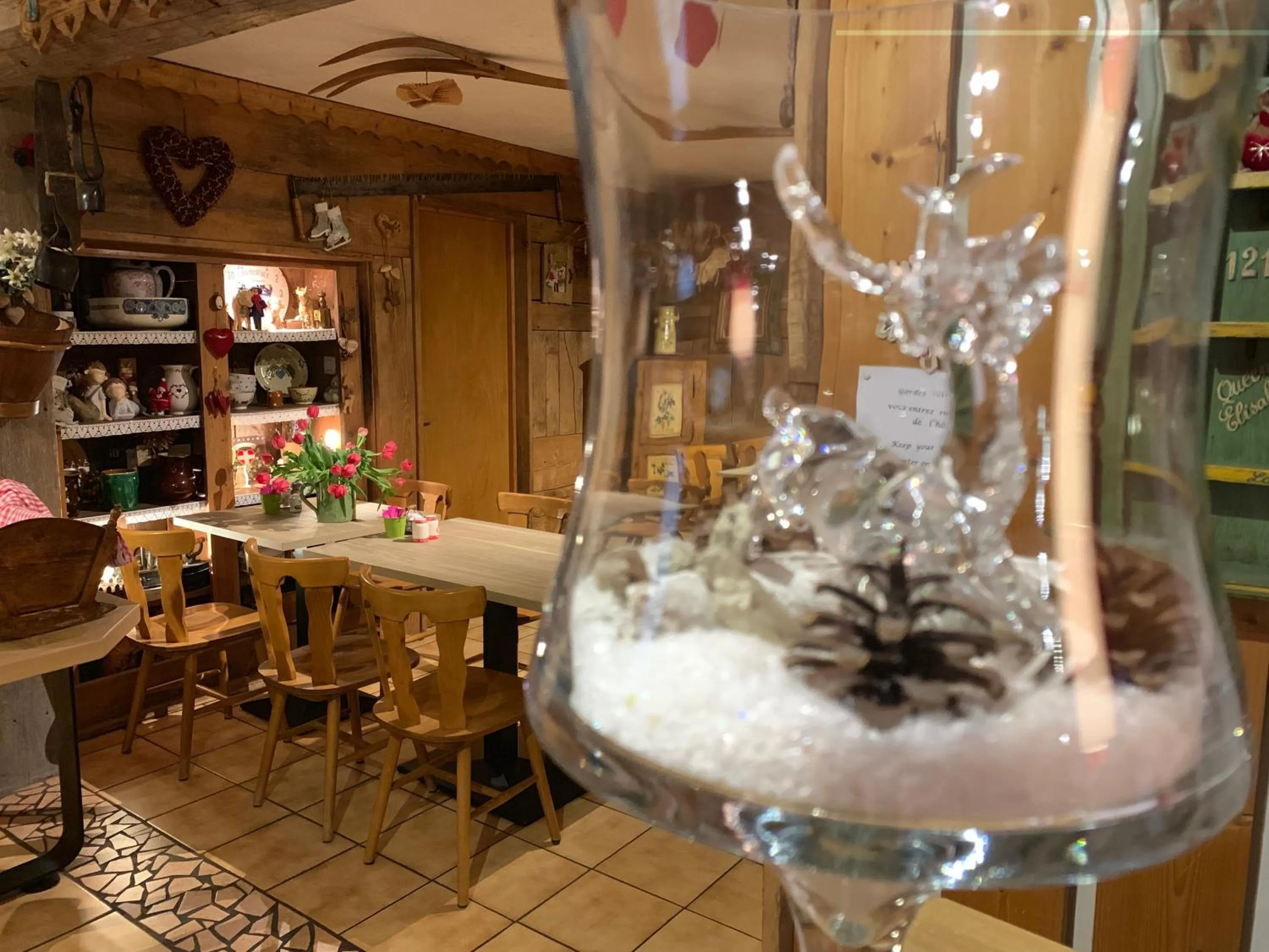 Breakfast in Au Bois de Lune