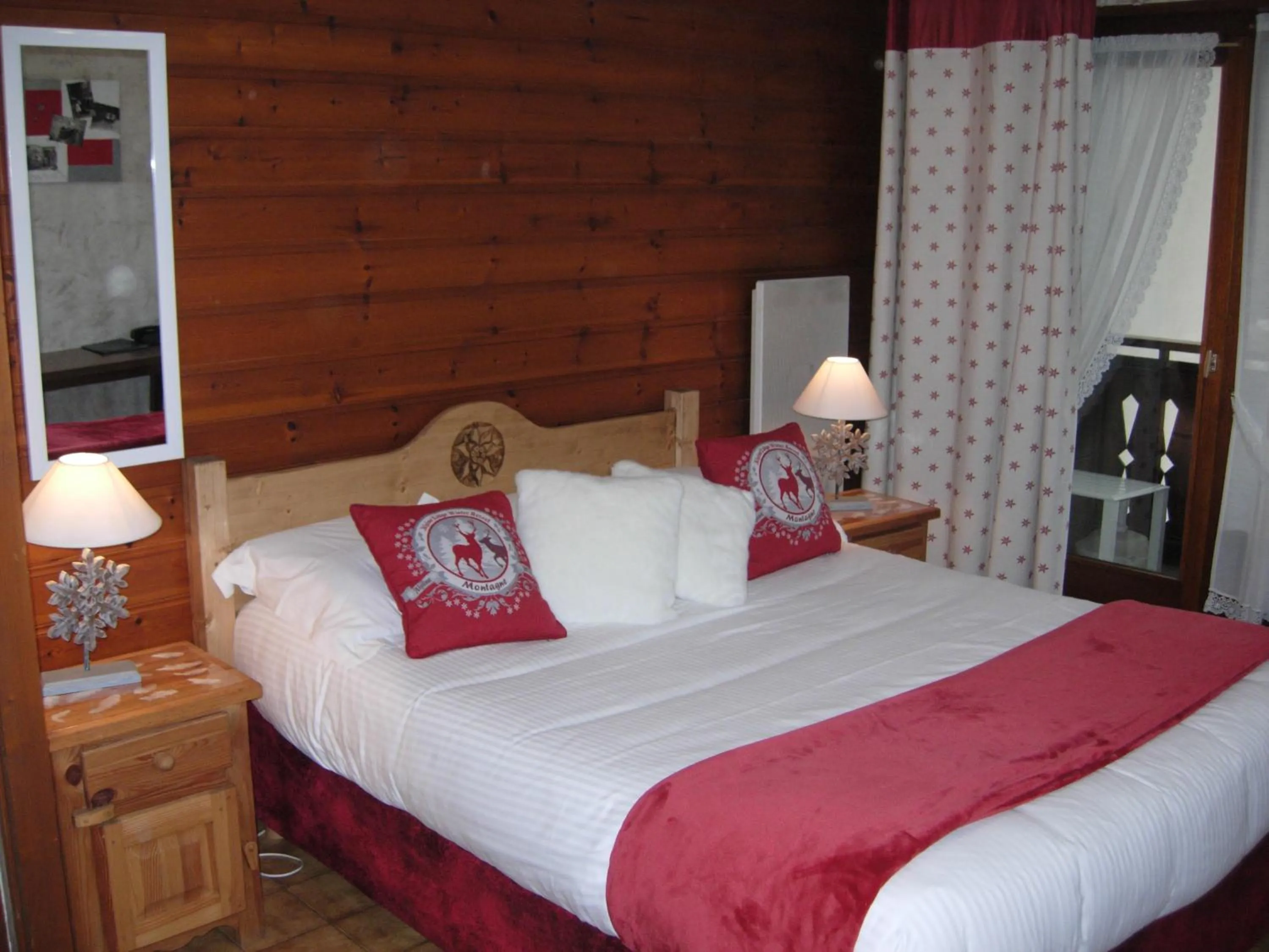 Bed in Au Bois de Lune