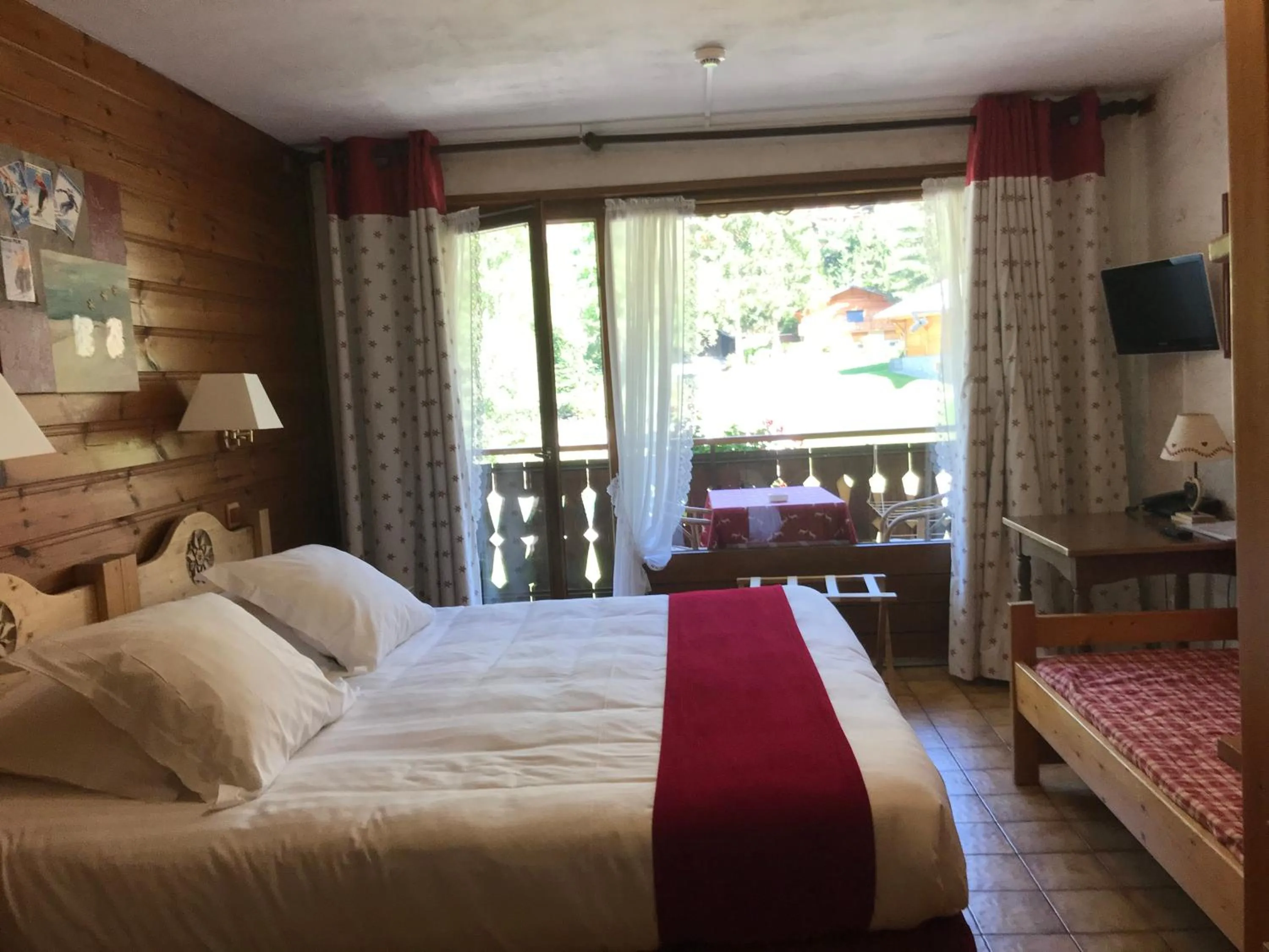 Bed in Au Bois de Lune