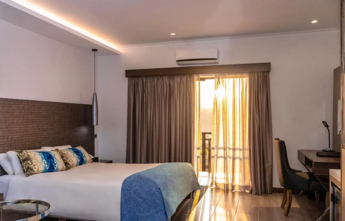 Bed in Malawi Sun Hotel & Conference Centre