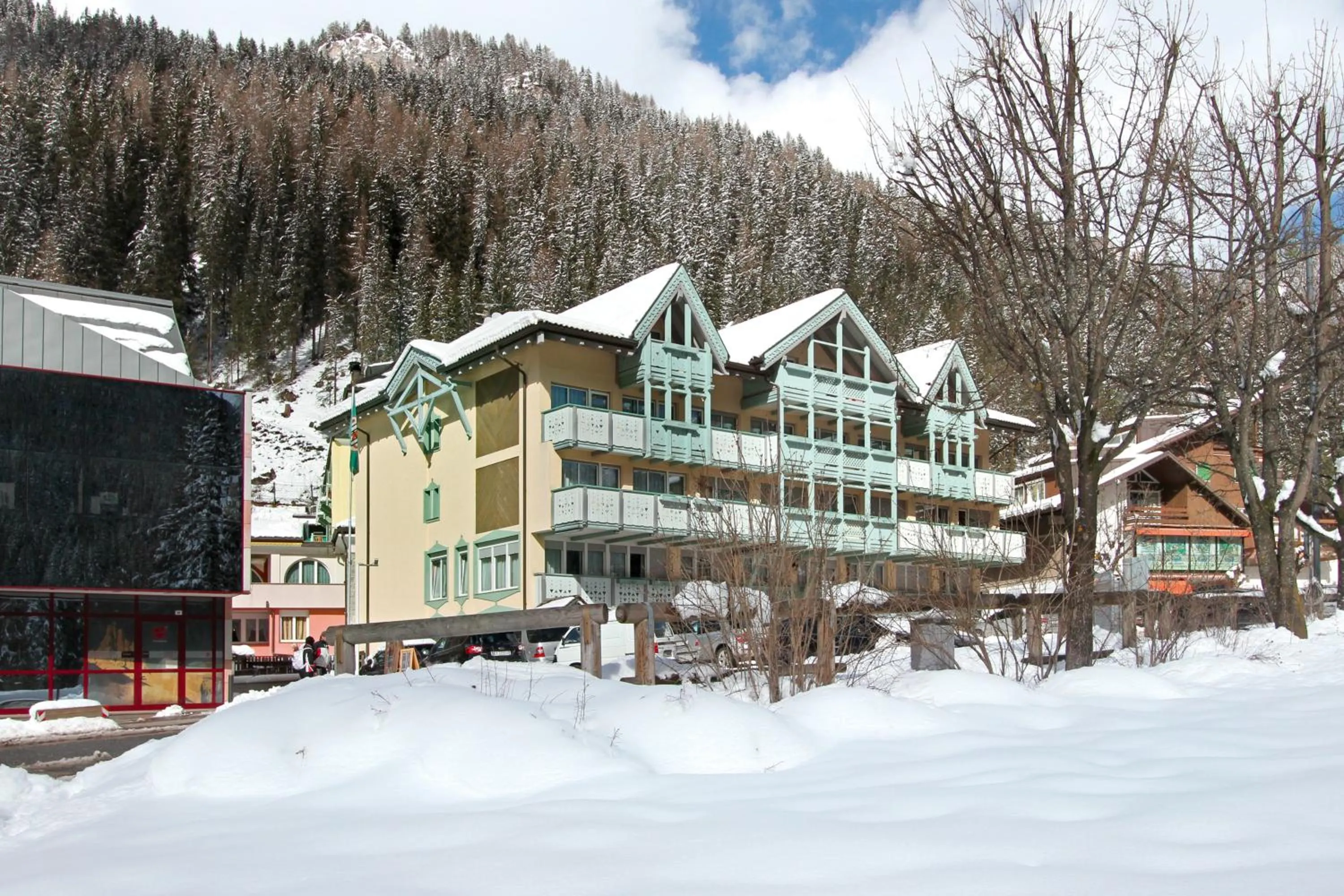 Property building in Hotel Dolomiti Schloss