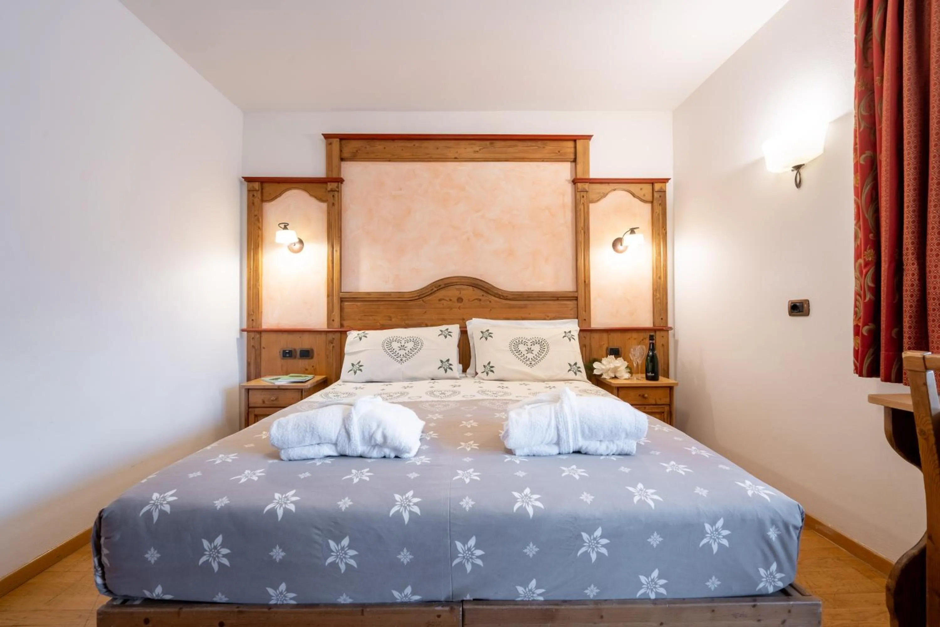 Bedroom, Bed in Hotel il Caminetto Sport