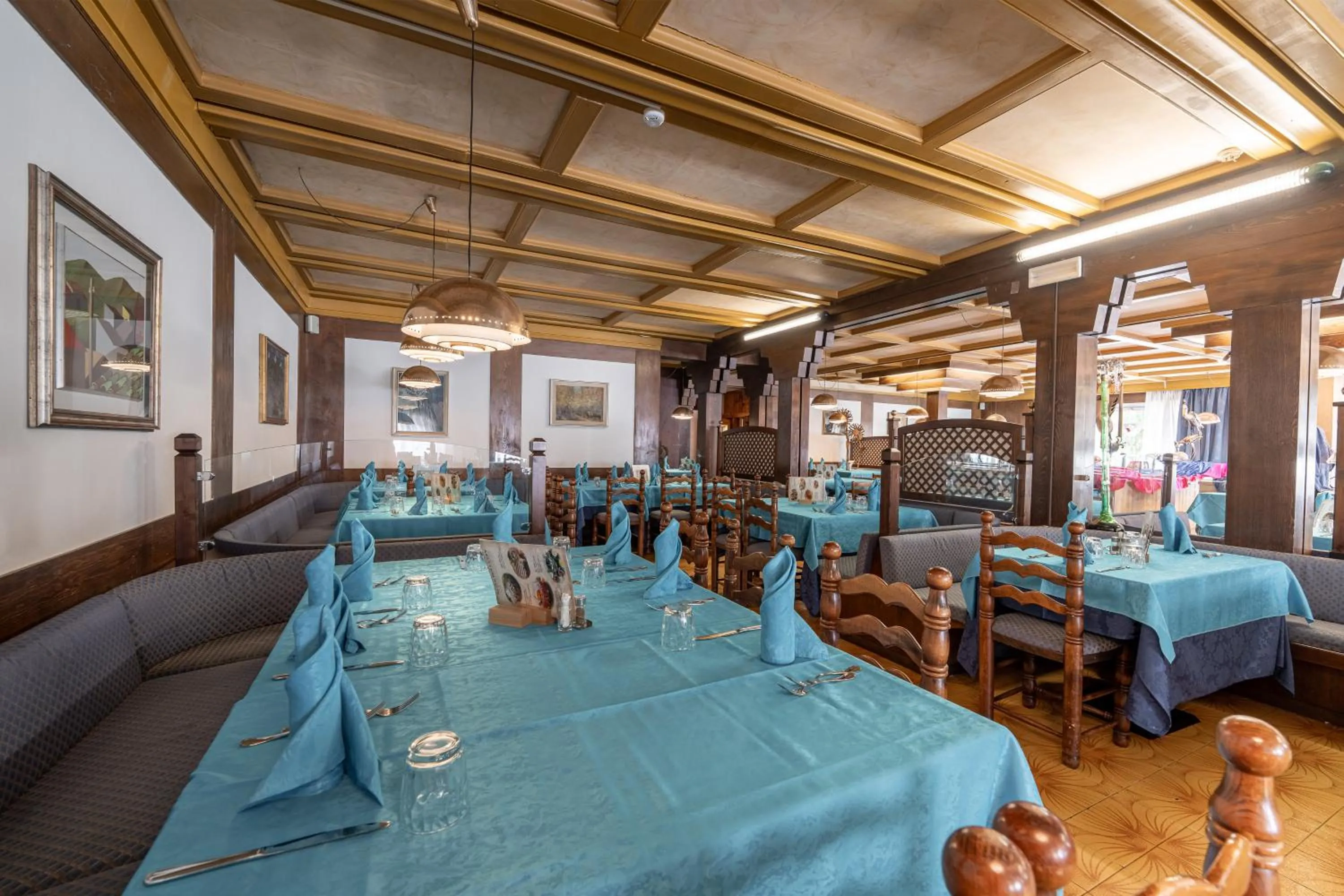 Restaurant/places to eat in Hotel il Caminetto Sport