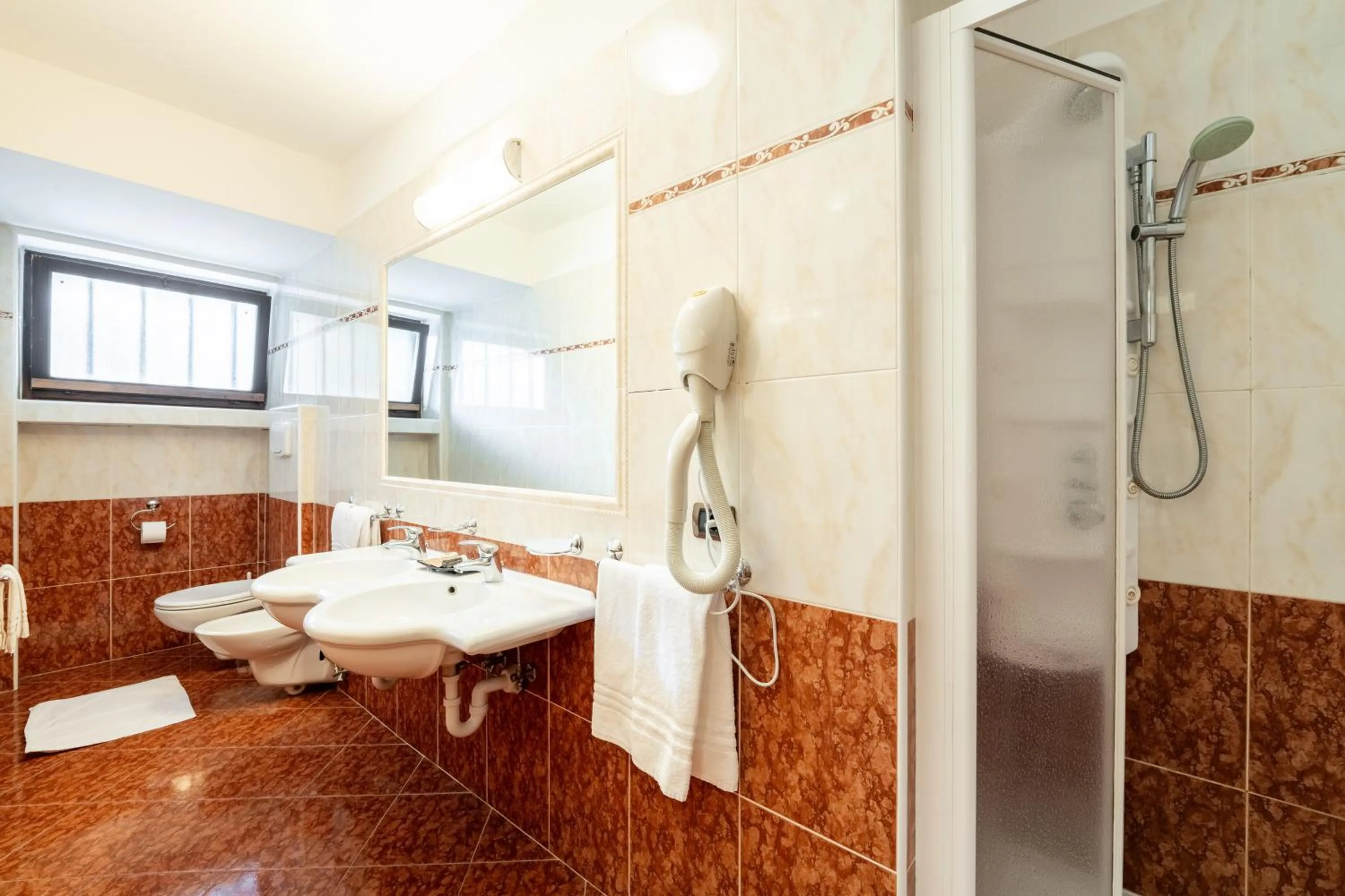 Bathroom in Hotel il Caminetto Sport