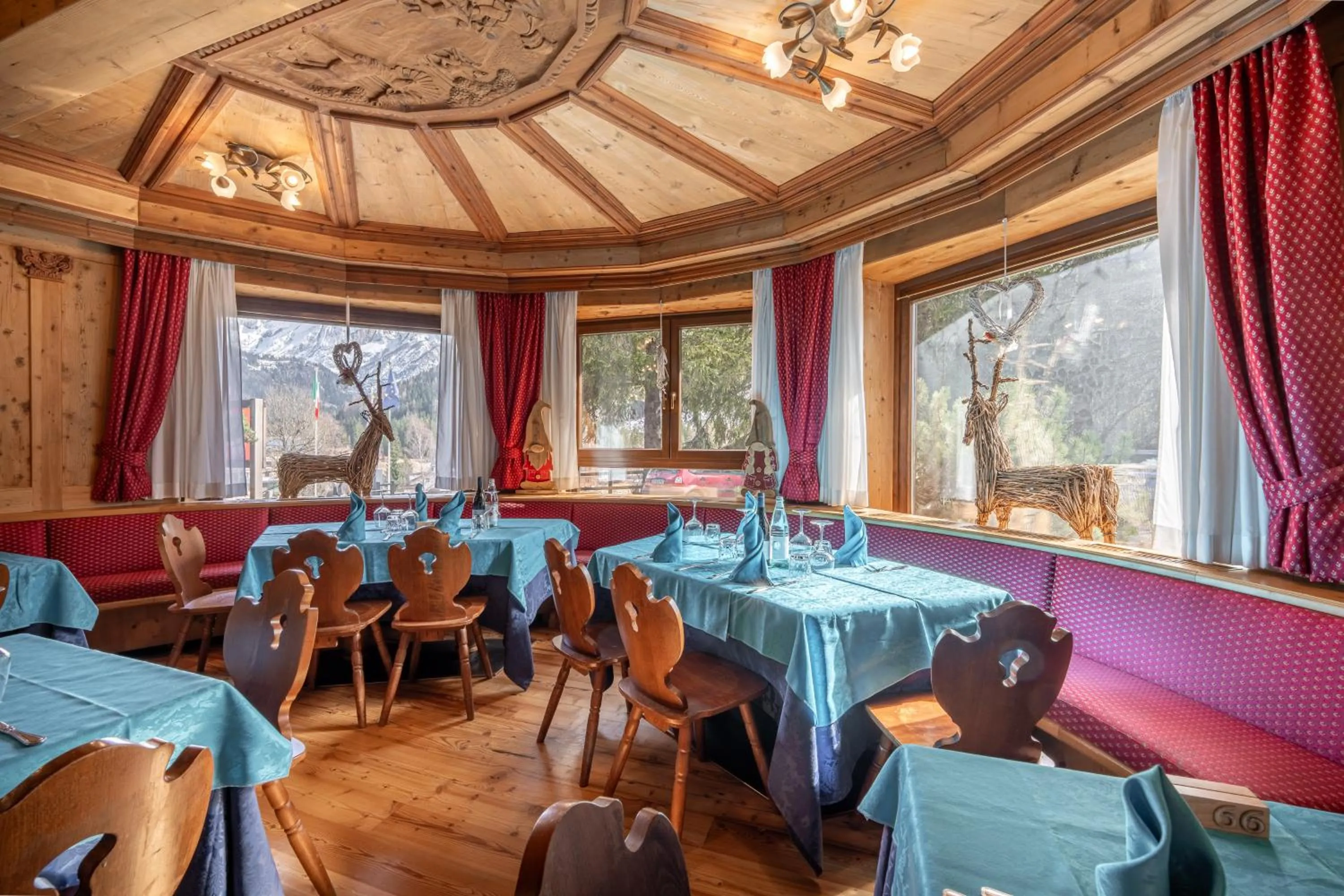 Restaurant/places to eat in Hotel il Caminetto Sport