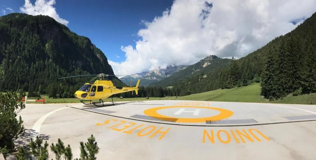 Property building in Hotel il Caminetto Sport