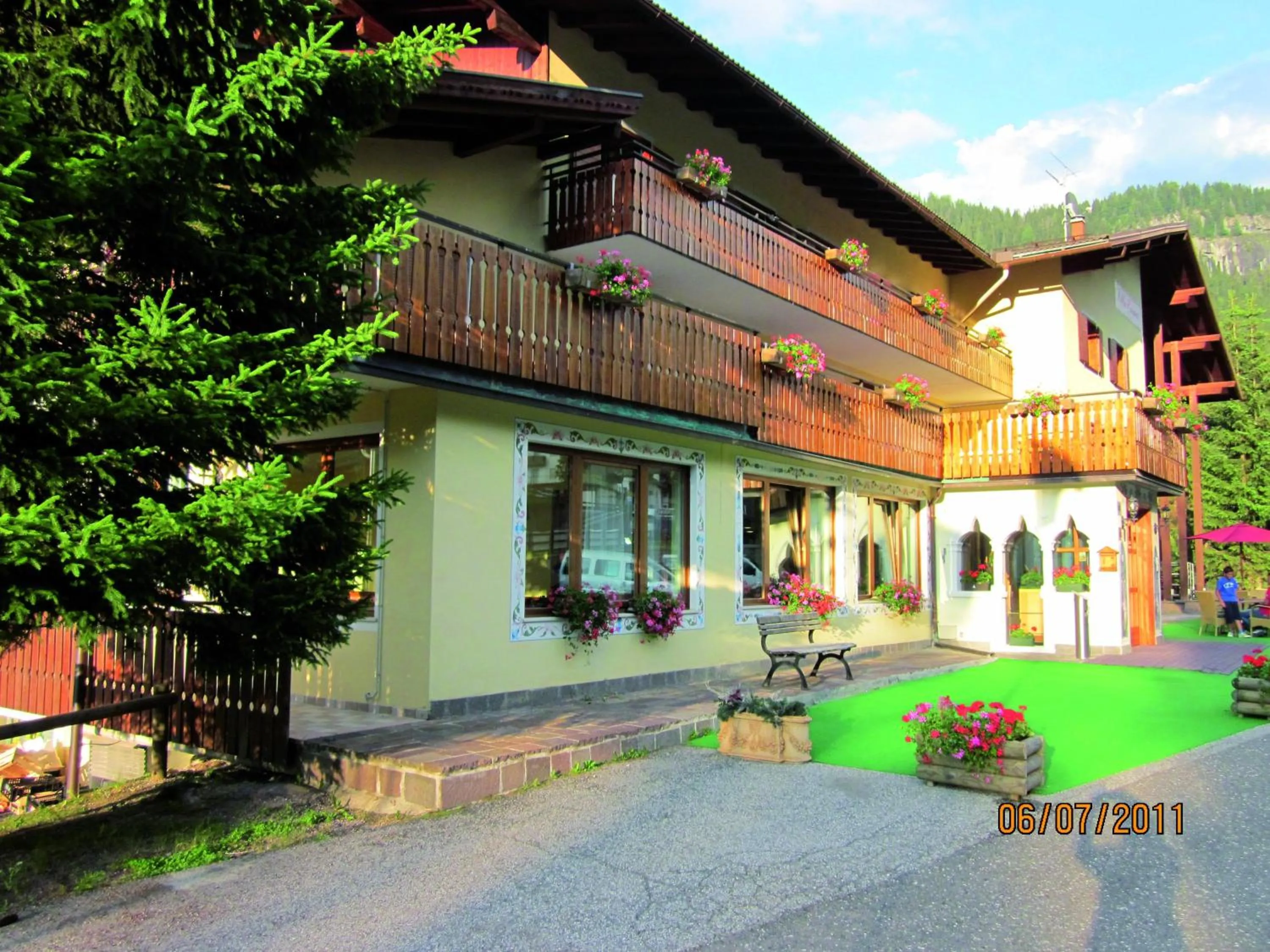 Property building in IHR Hotel Villa Emma