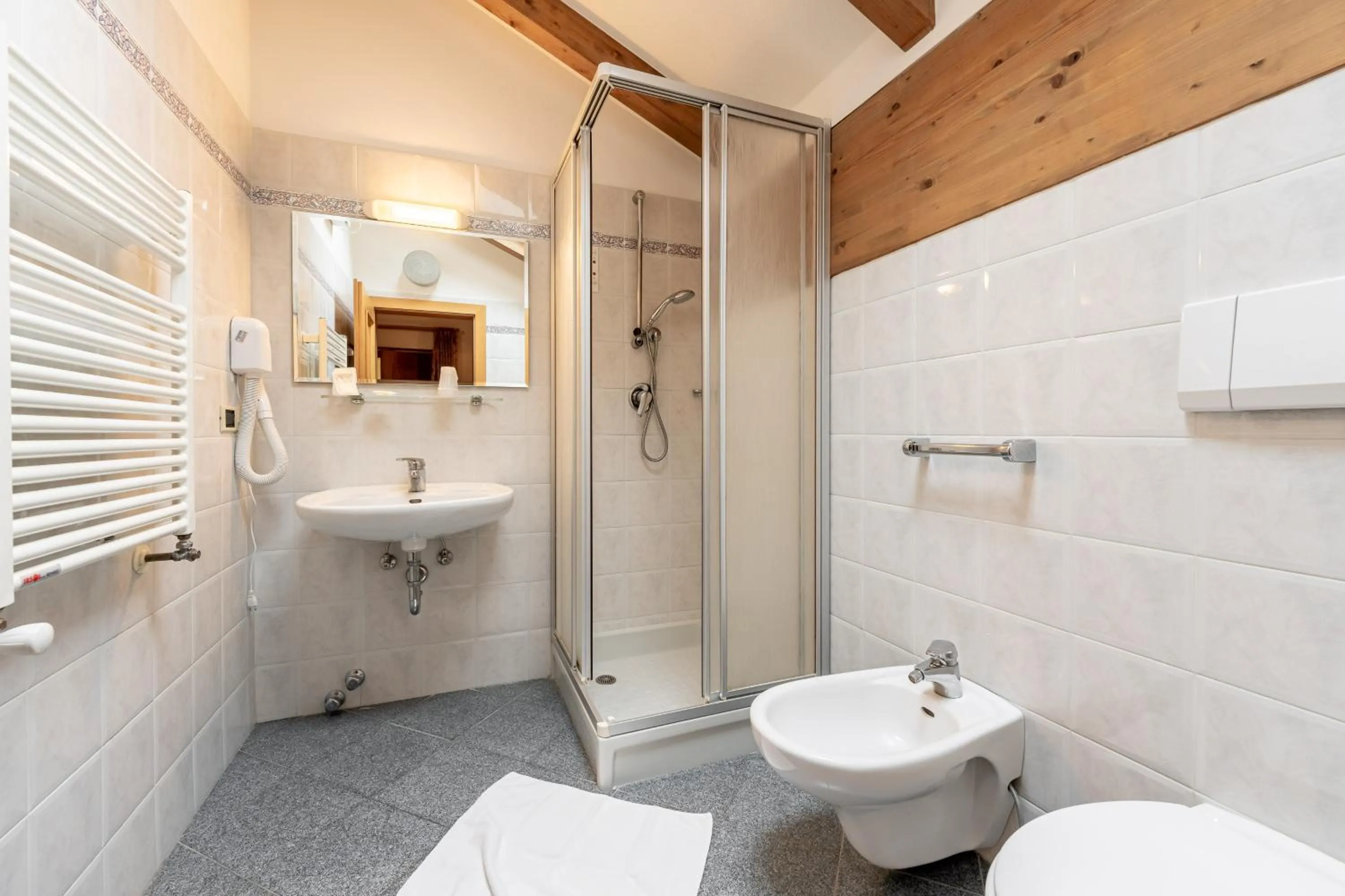 Bathroom in Hotel Villetta Maria Cottage