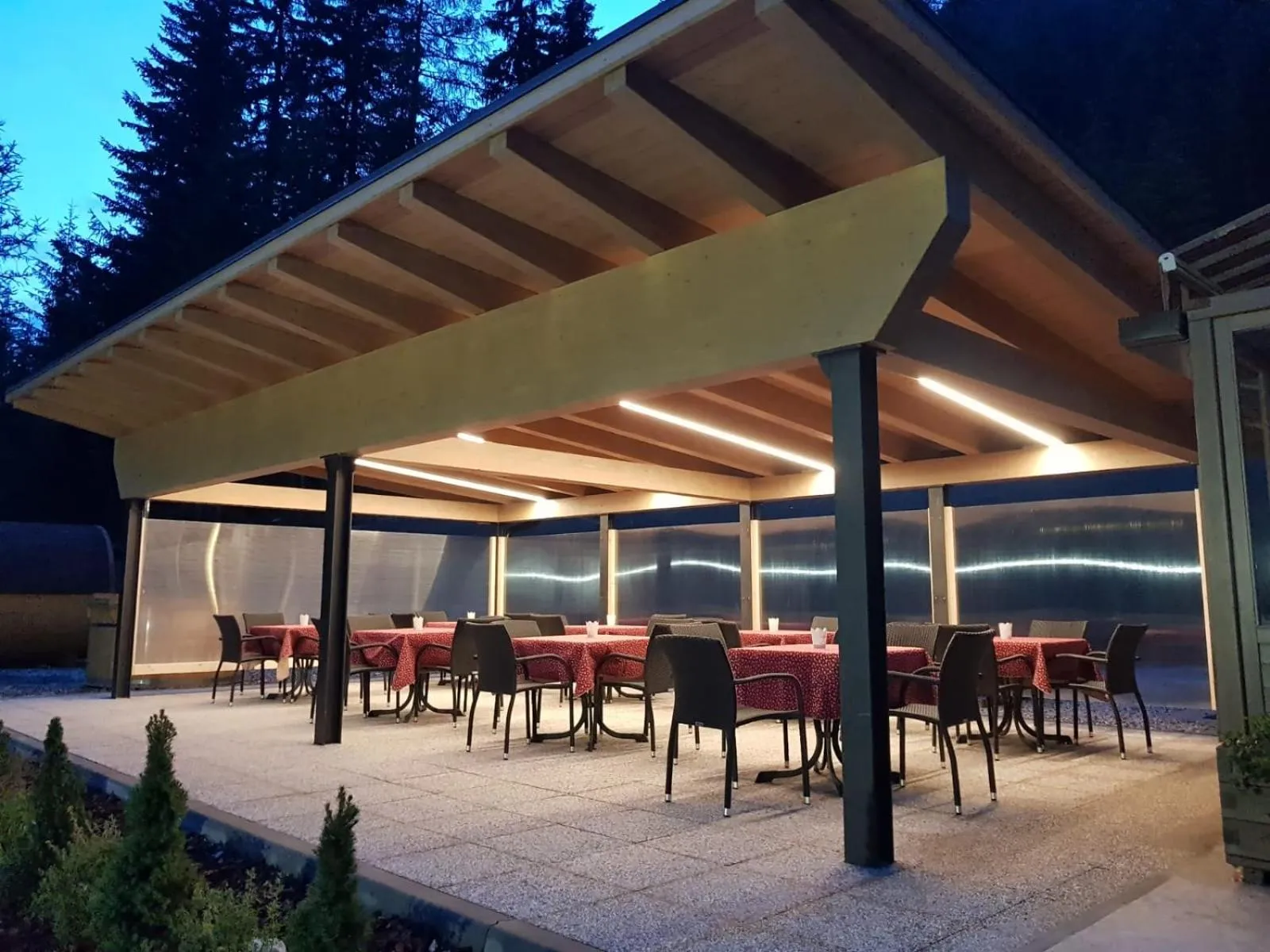 Property building in Hotel Villetta Maria Cottage