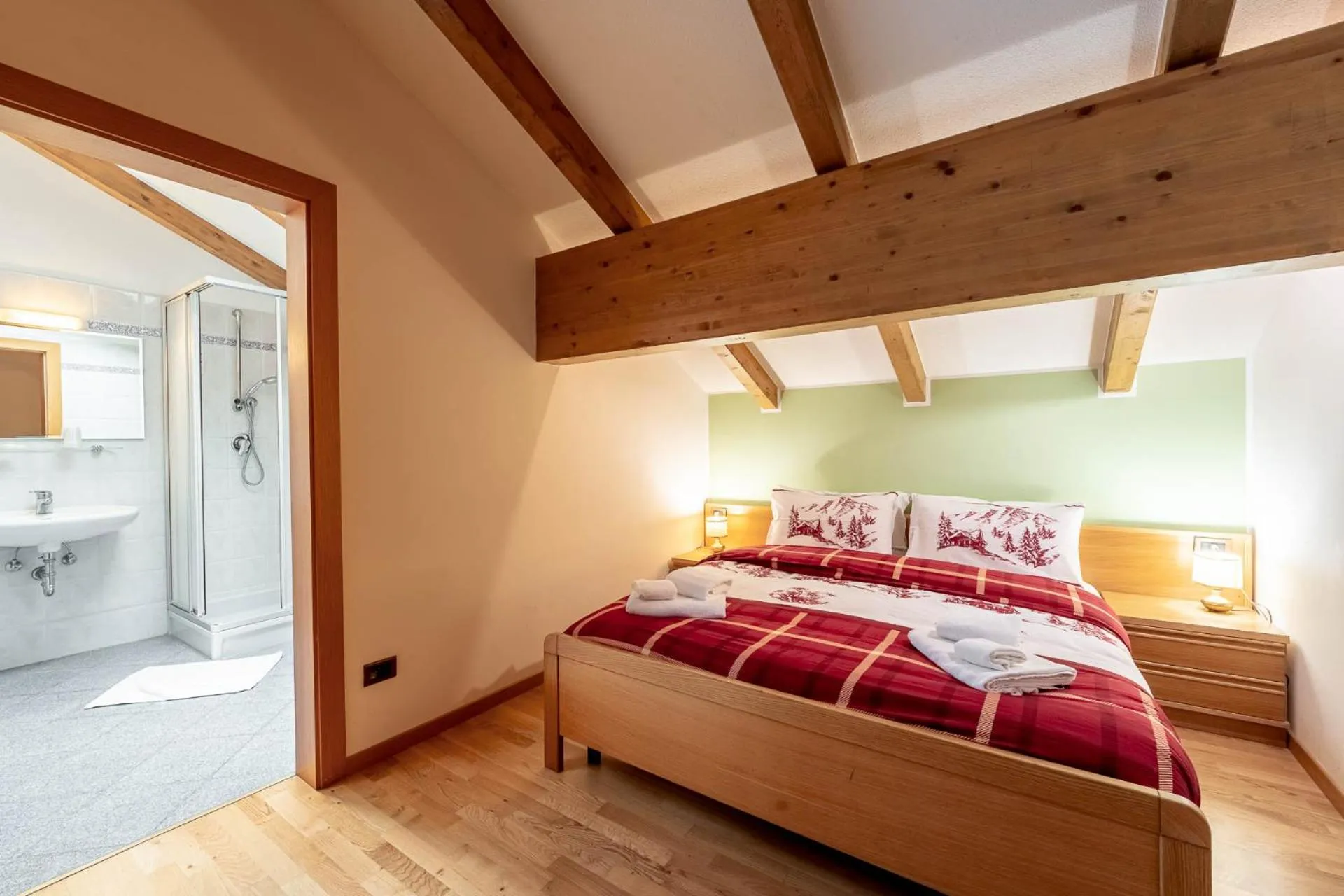 Bedroom, Bed in Hotel Villetta Maria Cottage