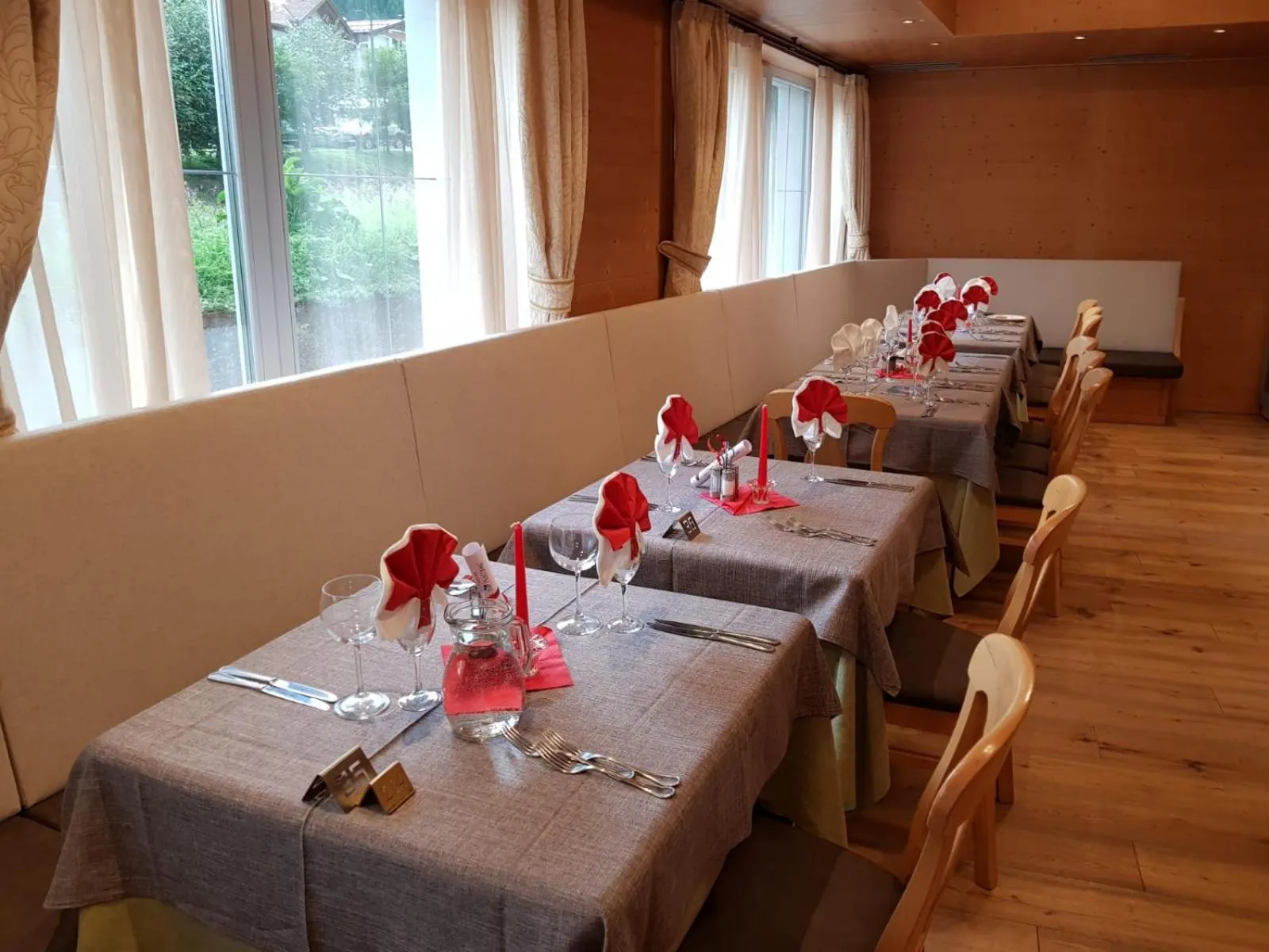 Dinner in Hotel Diamant Park