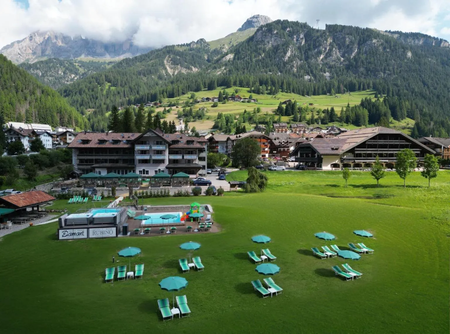 Hot Tub in Hotel Diamant Park