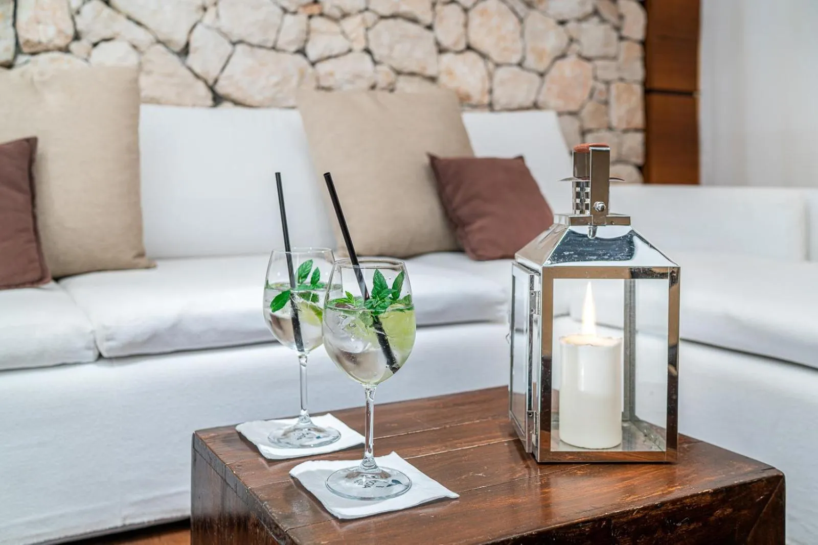 Decorative detail in Hotel Rex