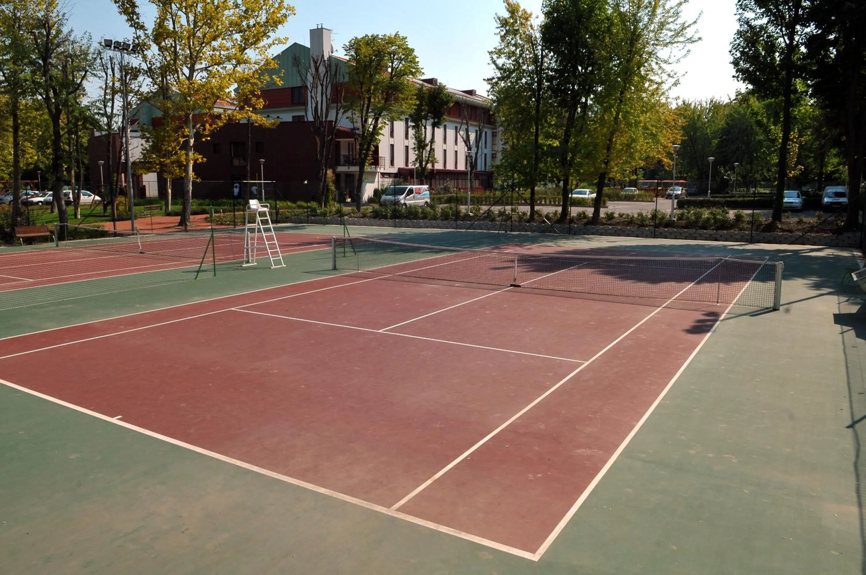 Tennis court in Dráva Hotel Thermal Resort