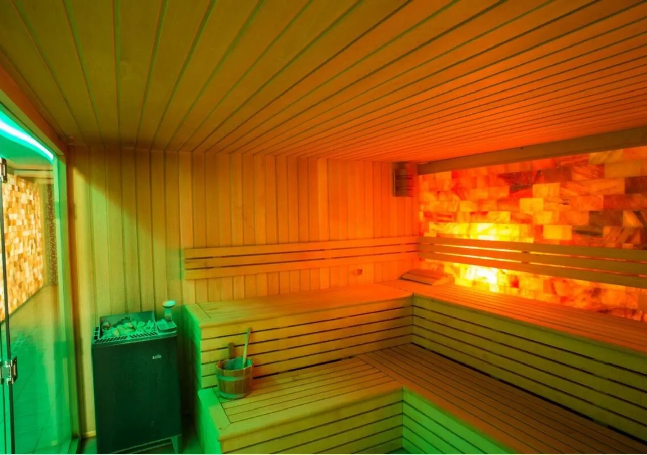Sauna in Garni Hotel Hollywoodland Wellness & Aquapark