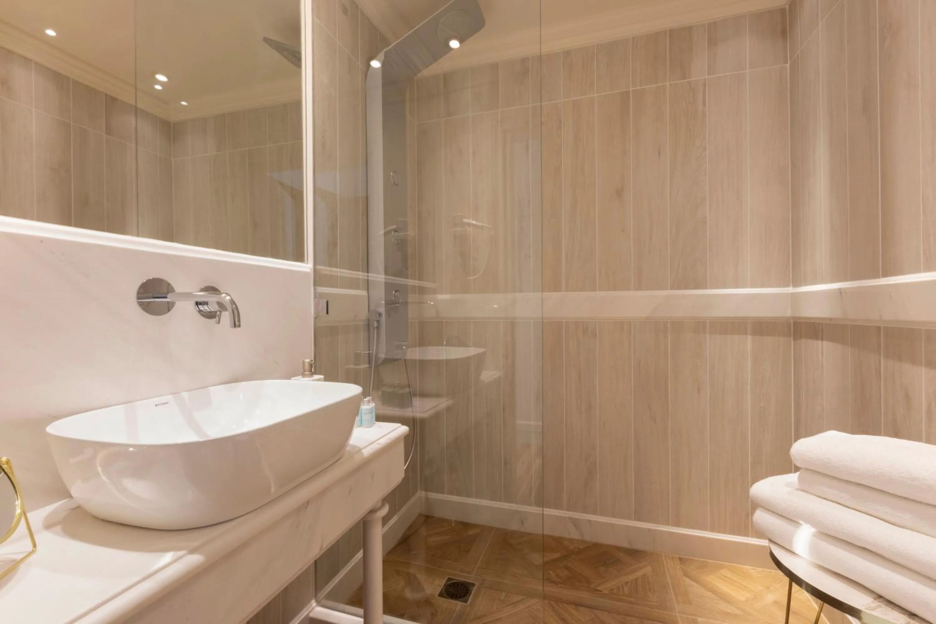 Bathroom in Despotiko Hotel