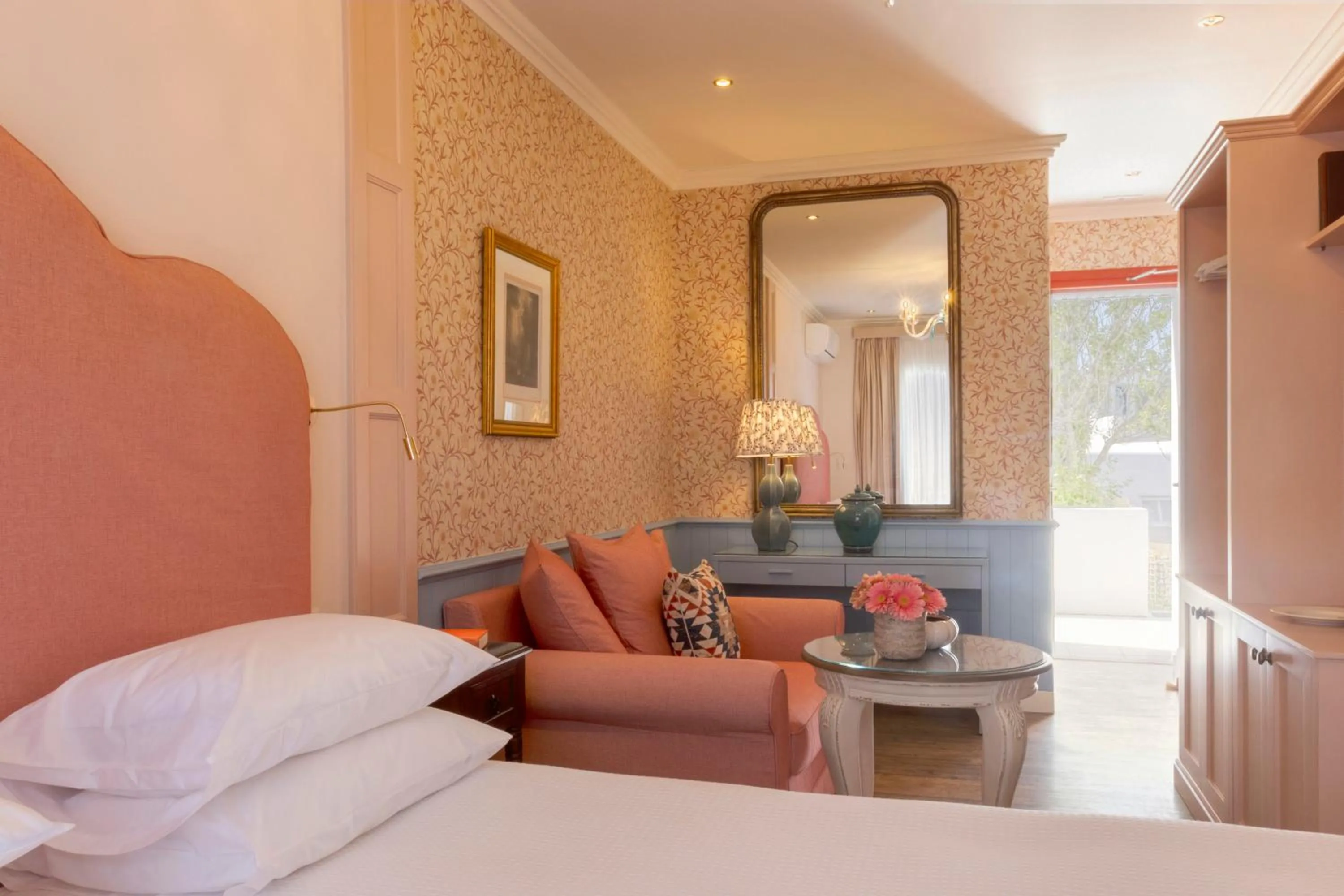 Bedroom, Bed in Despotiko Hotel