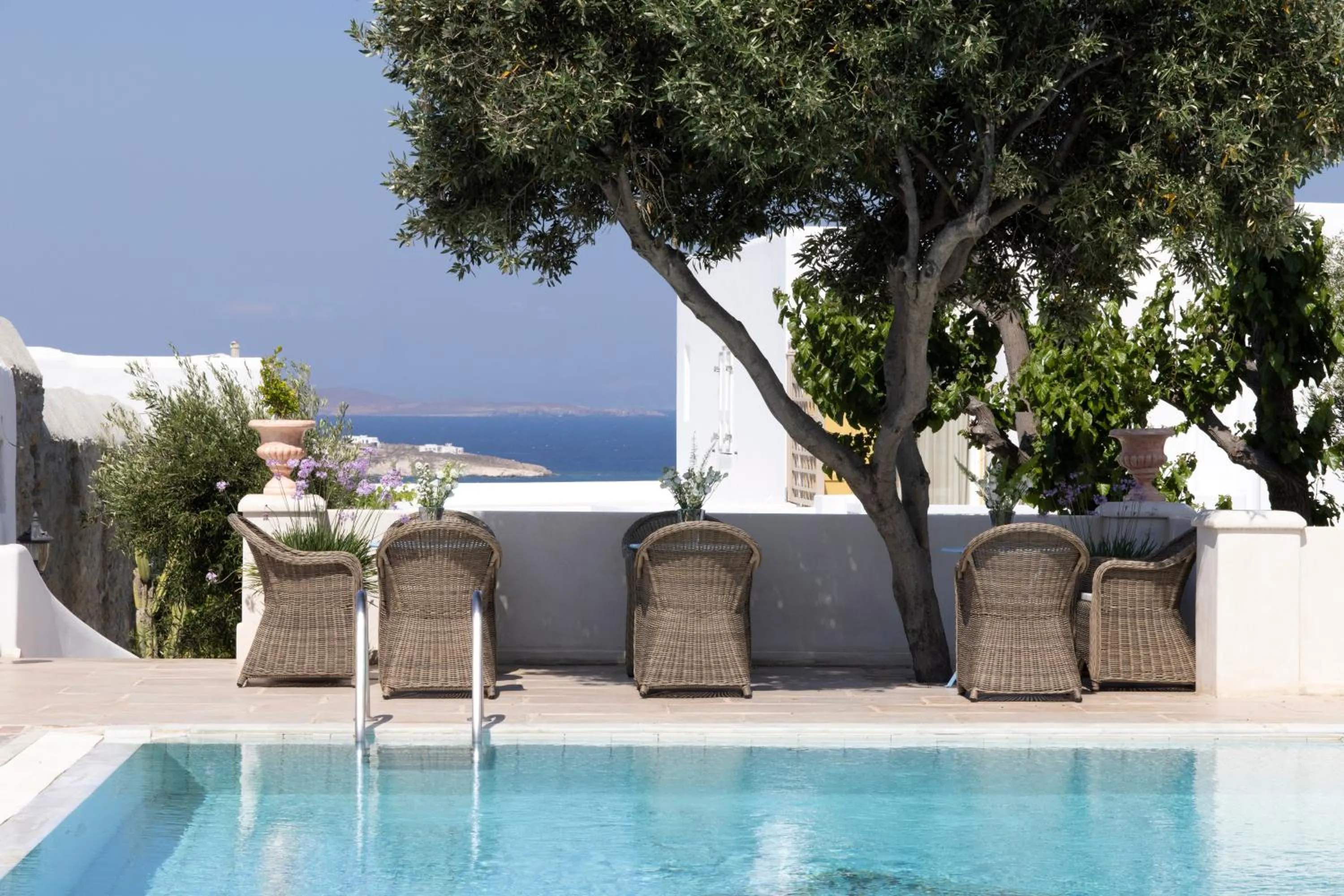 Swimming pool in Despotiko Hotel