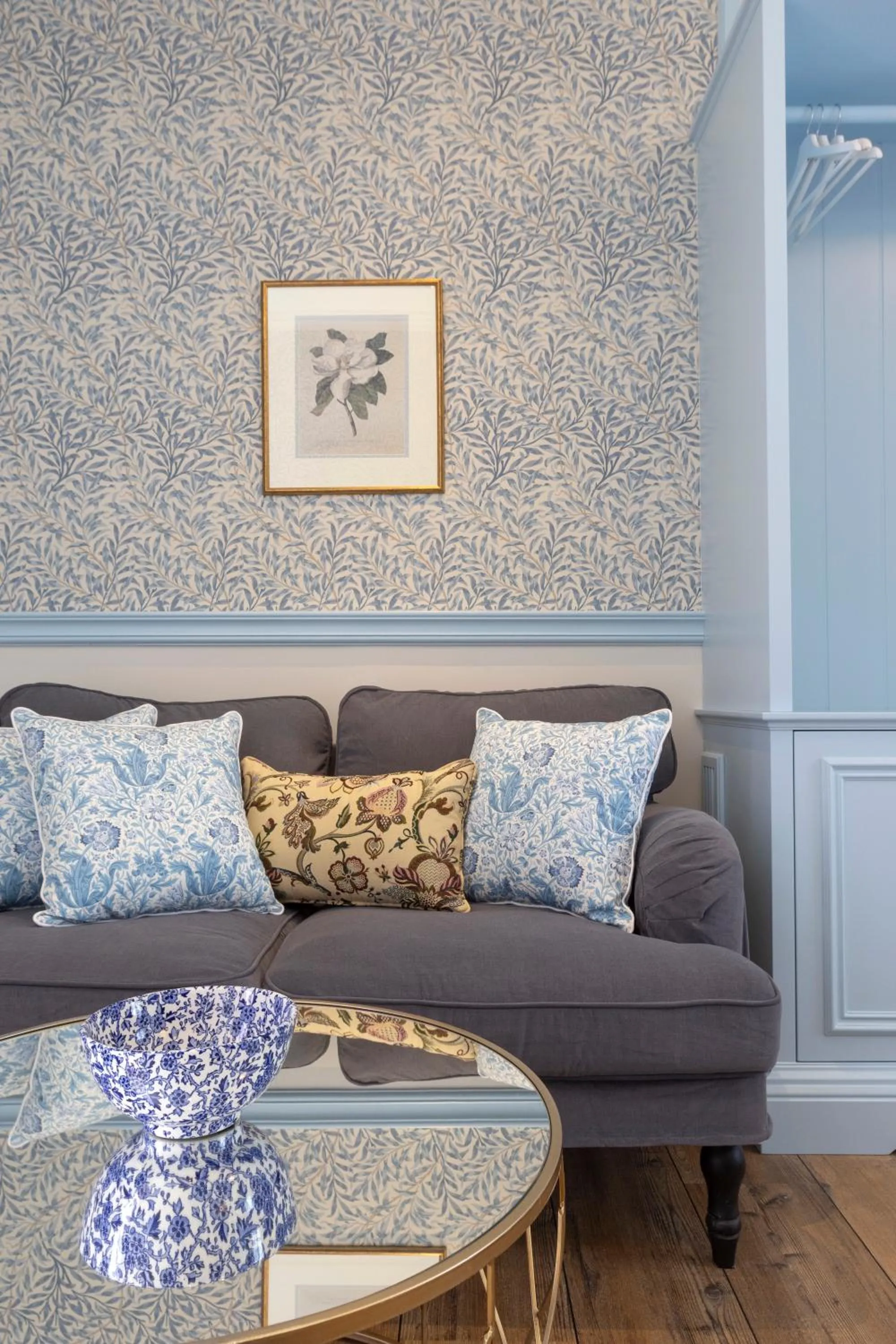 Photo of the whole room in Despotiko Hotel