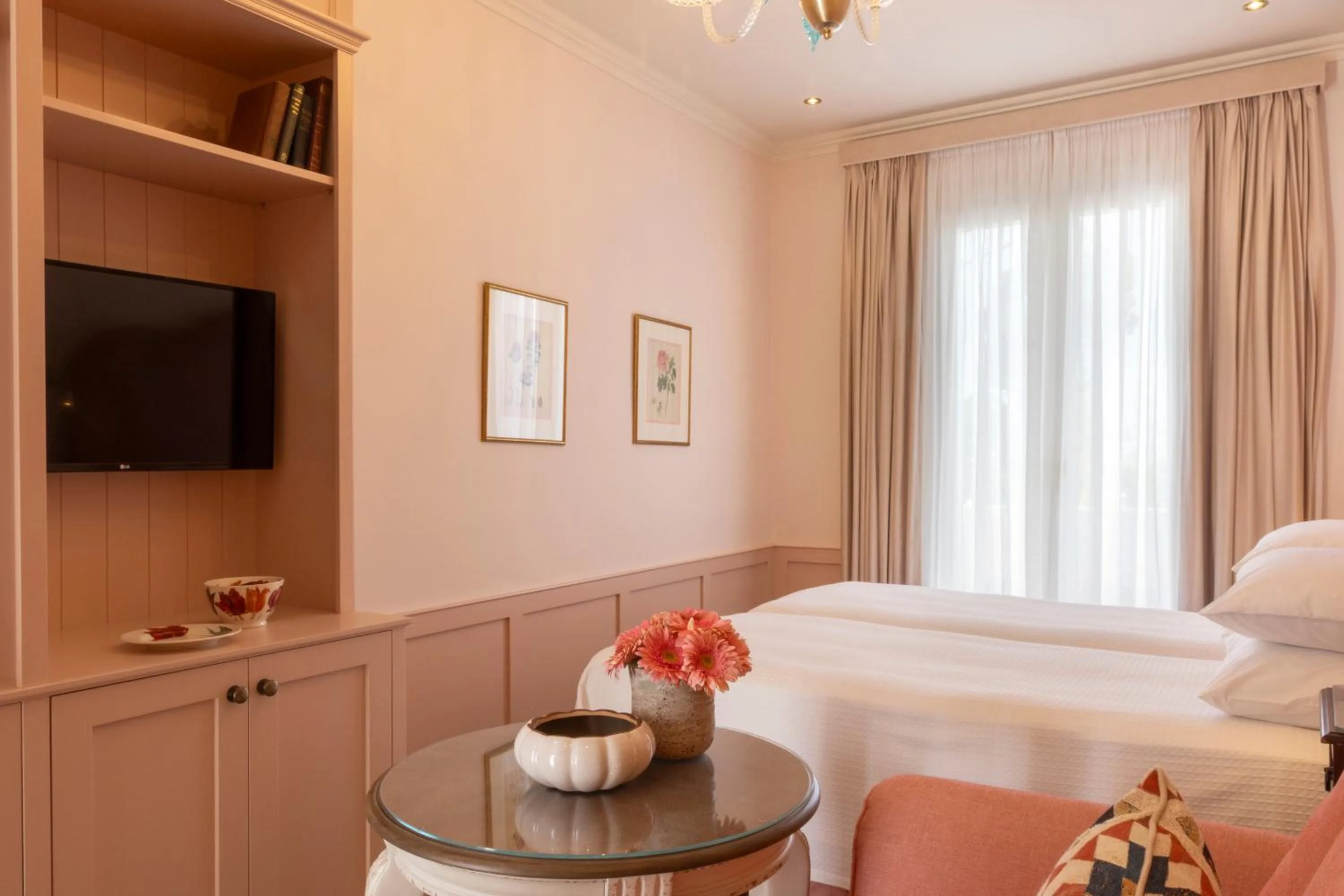 Bedroom, Bed in Despotiko Hotel