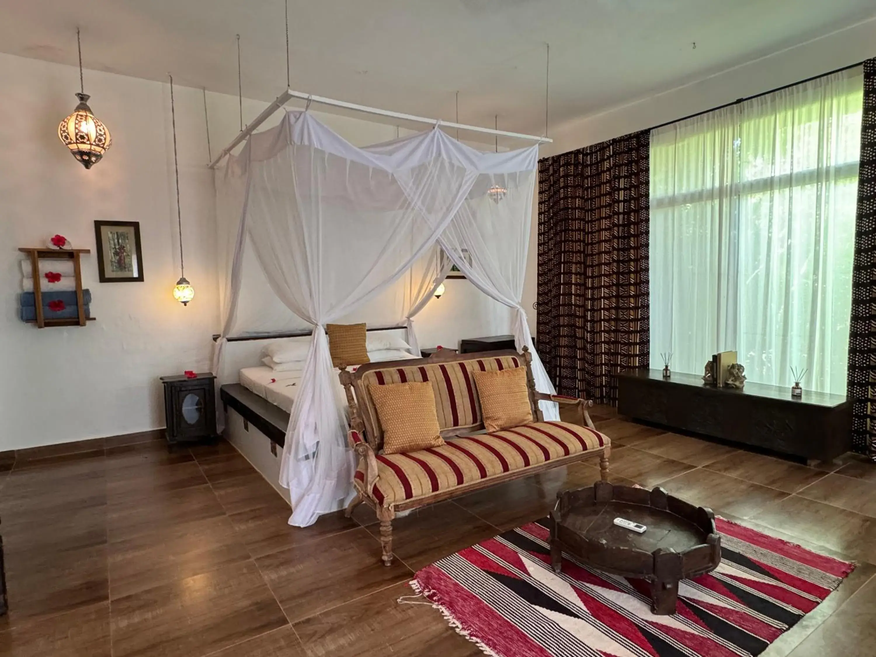 Bed in Jafferji Beach Retreat Bed in Jafferji Beach Retreat