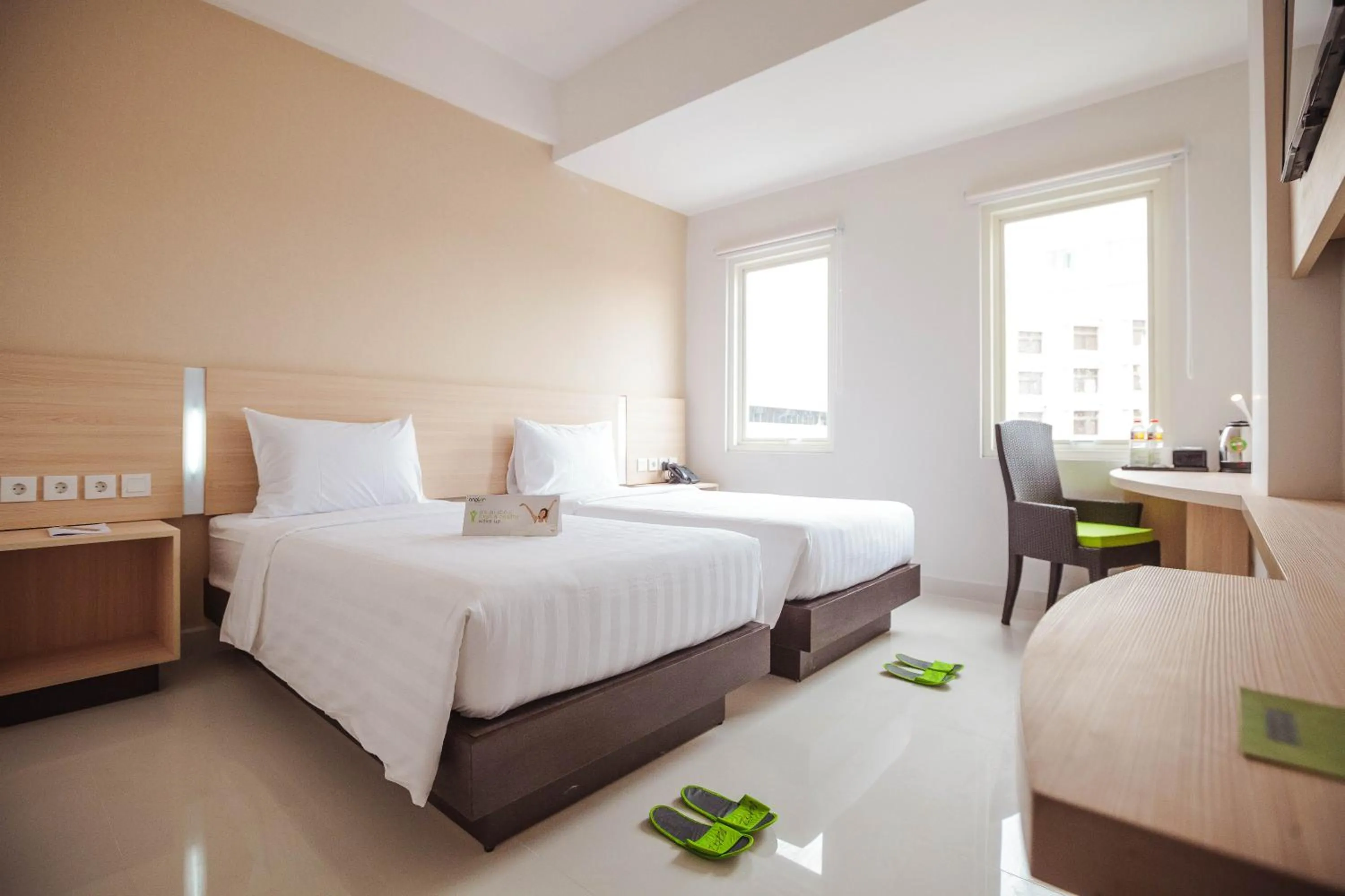 Bedroom, Bed in Whiz Prime Hotel Sudirman Makassar