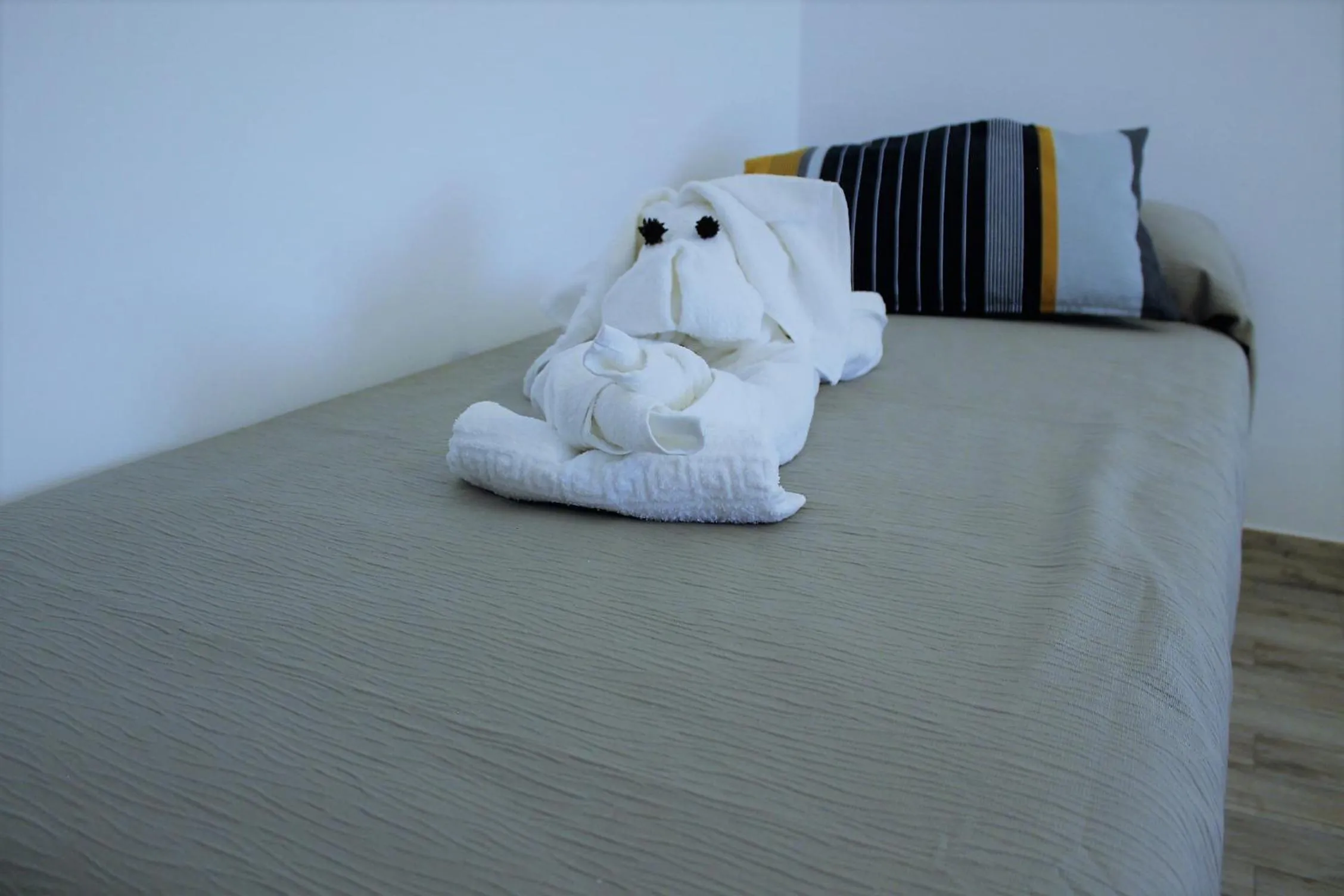 Decorative detail in Oltre la Costa