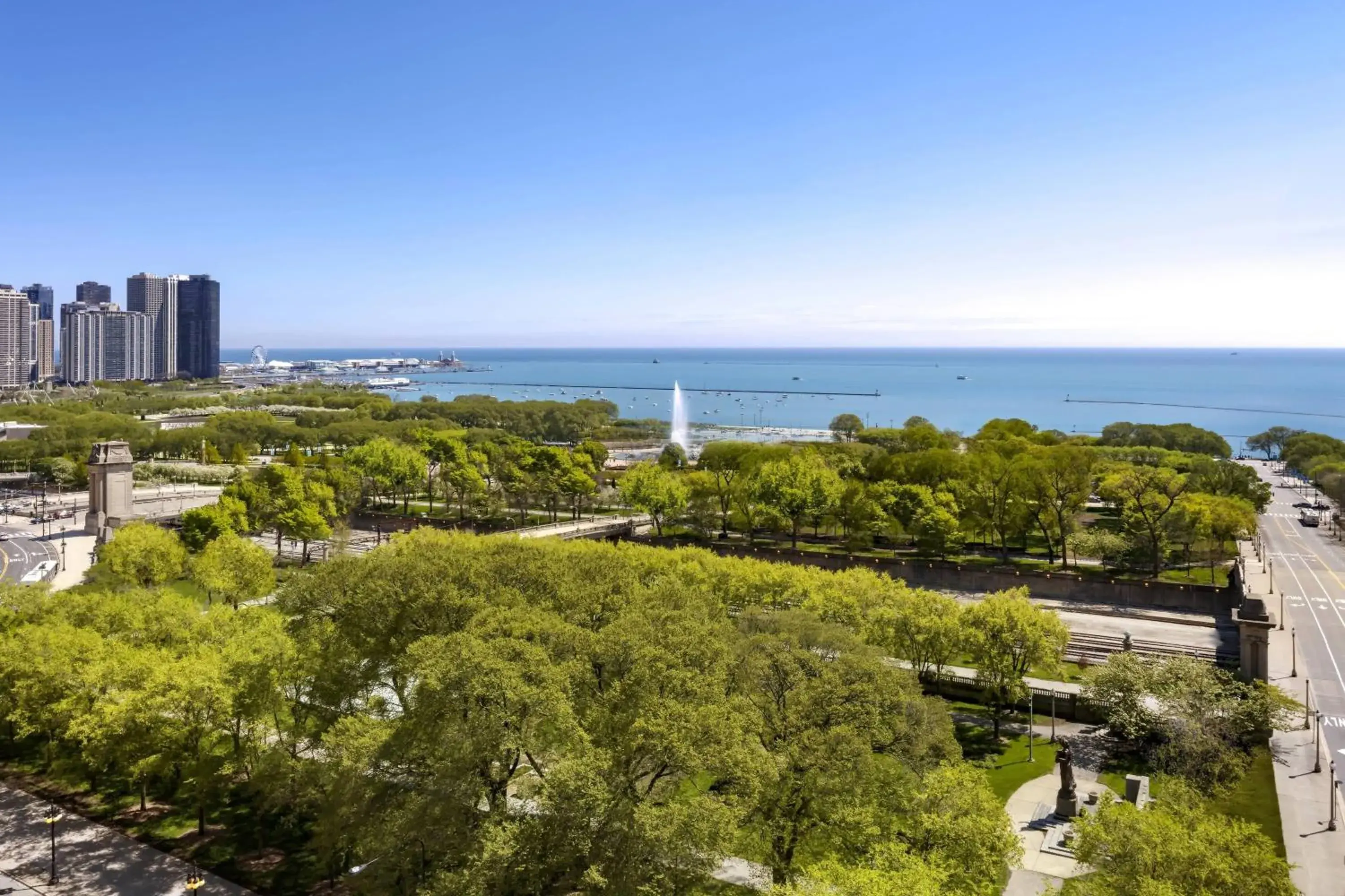 King Room with Lake View in The Blackstone, Autograph Collection King Room with Lake View in The Blackstone, Autograph Collection