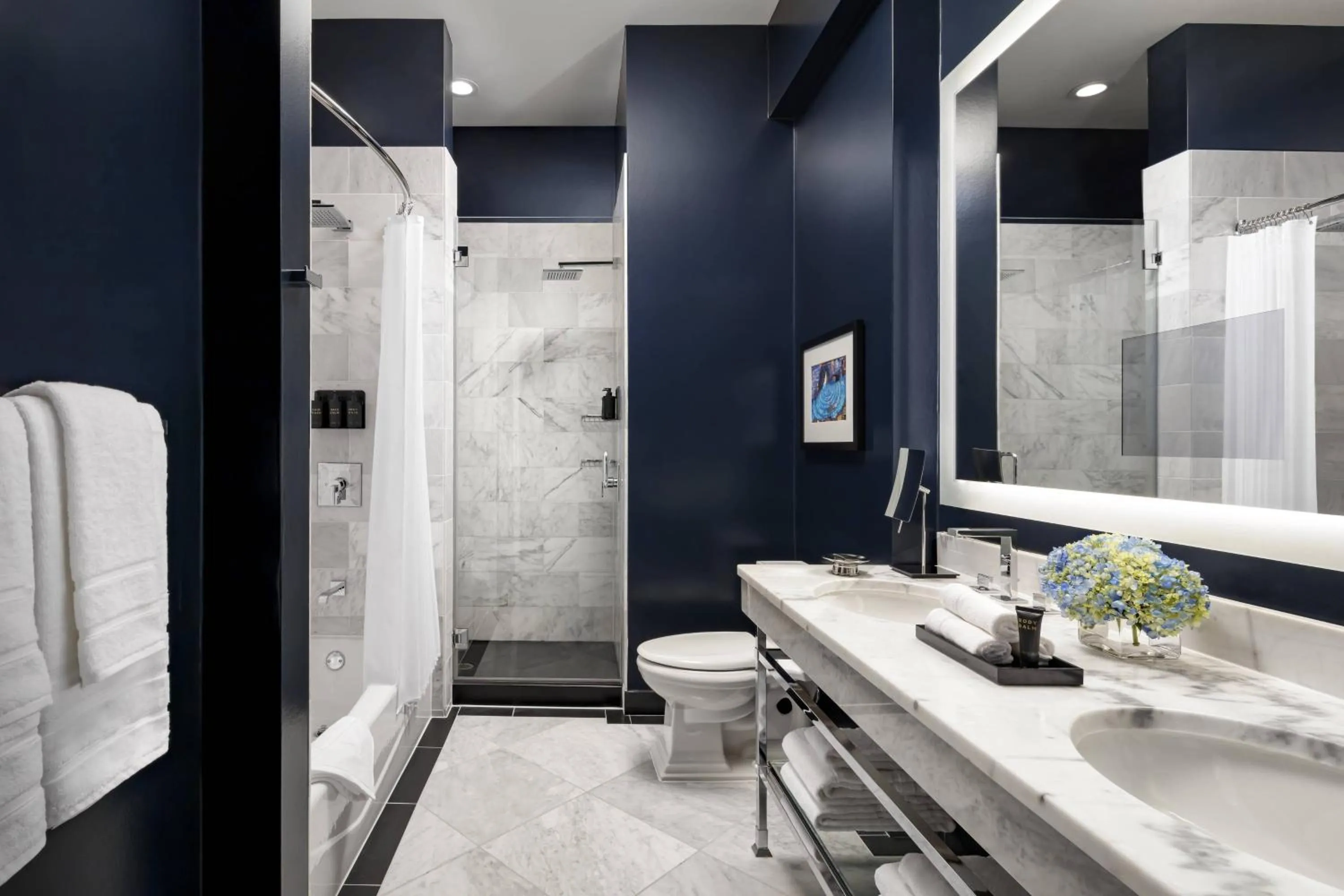 Bathroom in The Blackstone, Autograph Collection