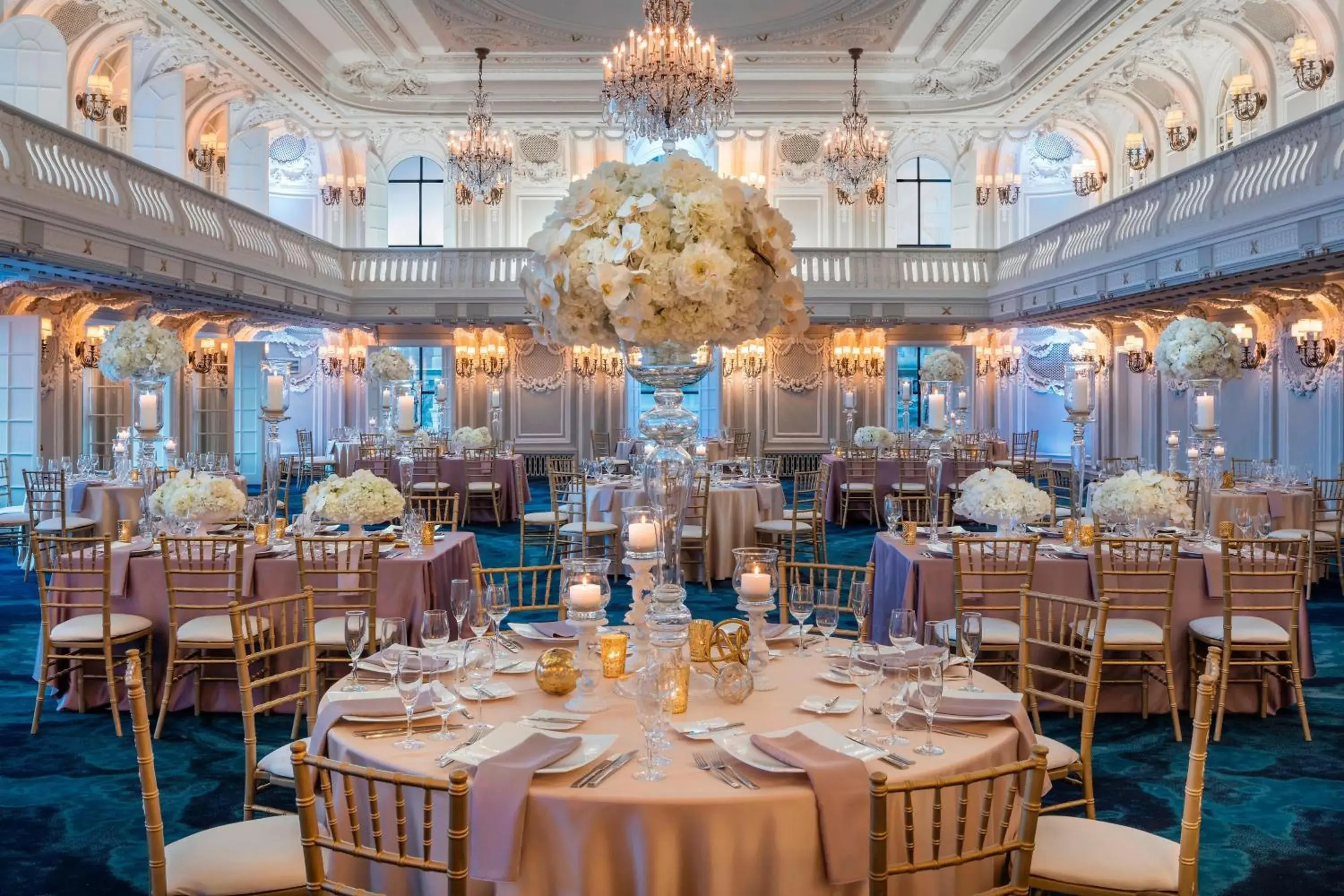 Lobby or reception in The Blackstone, Autograph Collection Lobby or reception in The Blackstone, Autograph Collection