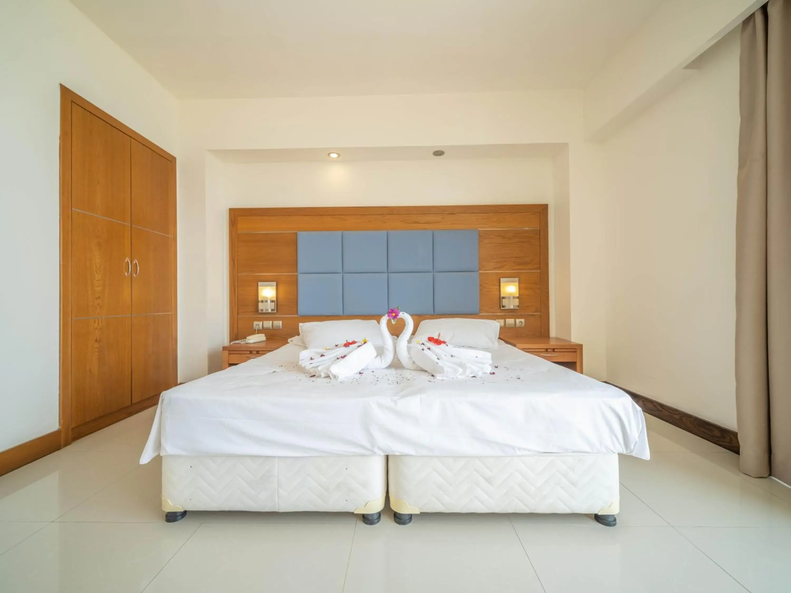 Bedroom, Bed in Sunshine Rhodes Bedroom, Bed in Sunshine Rhodes