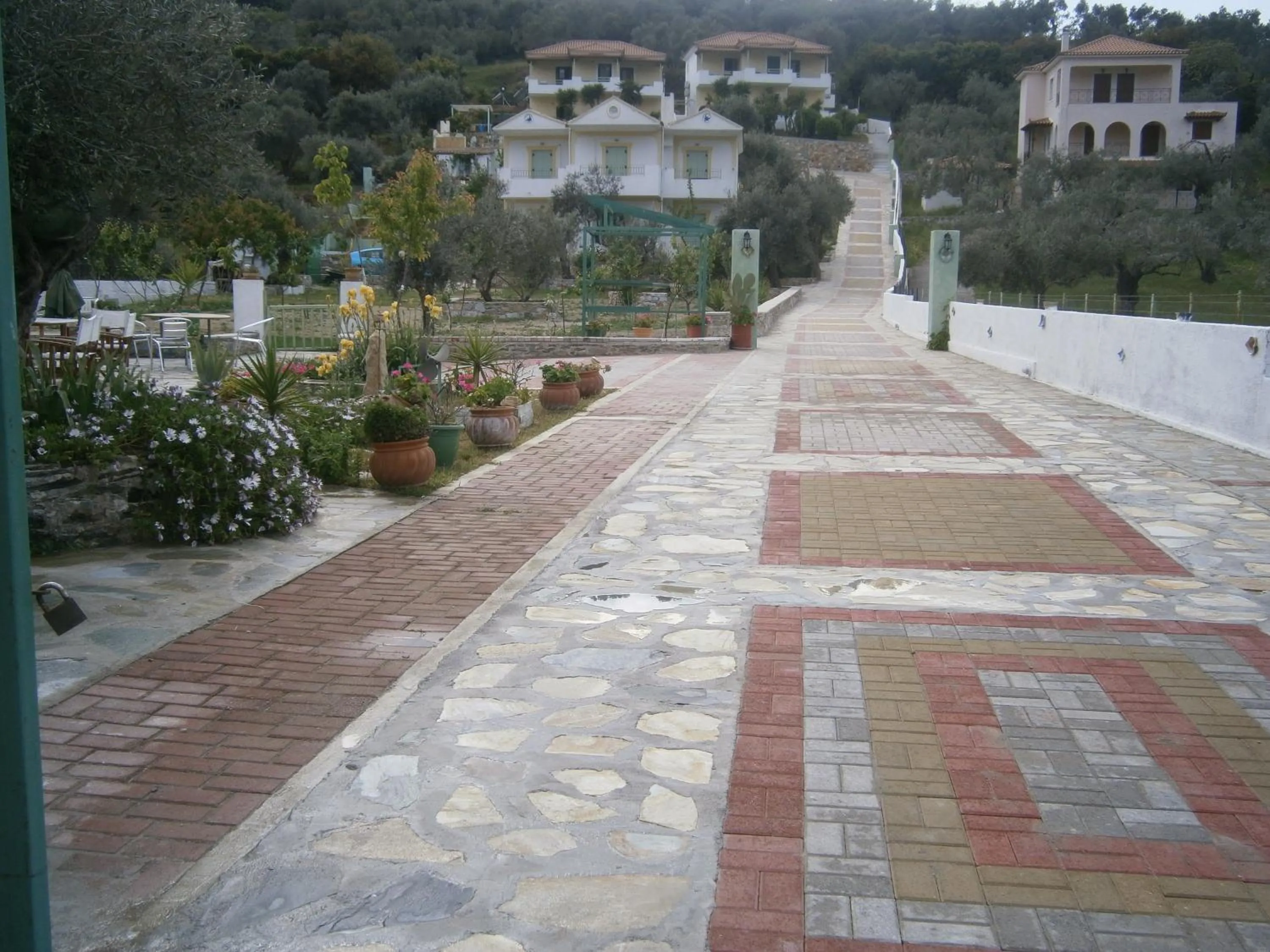 Facade/entrance in Liofoto