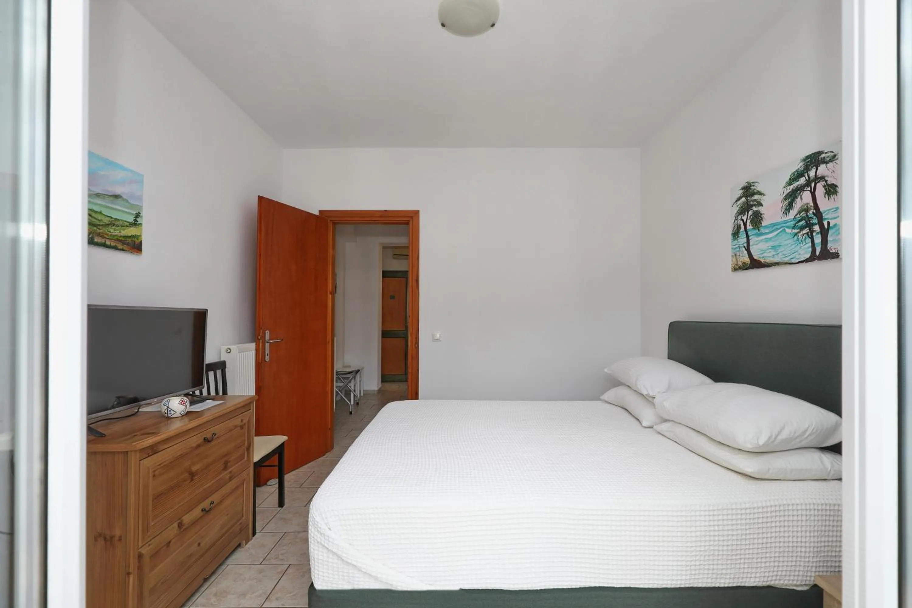 Bedroom, Bed in Liofoto
