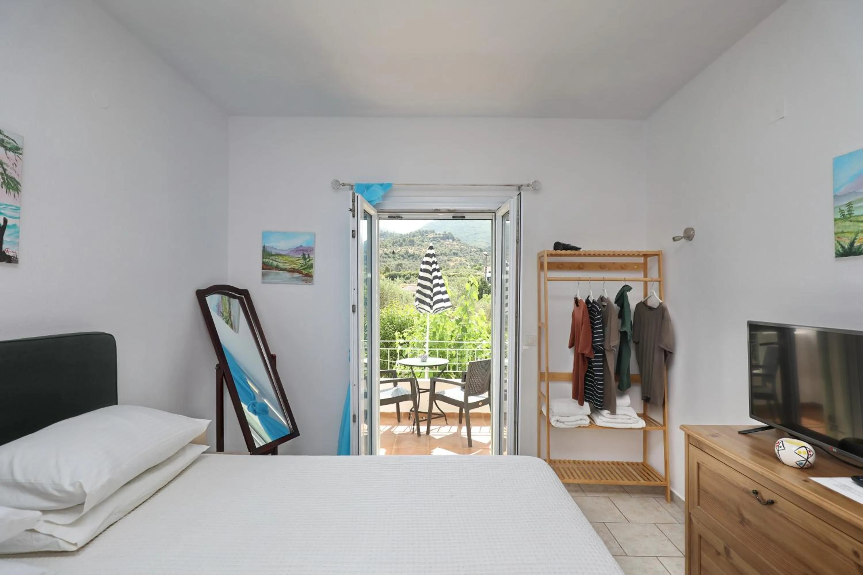 Bed in Liofoto