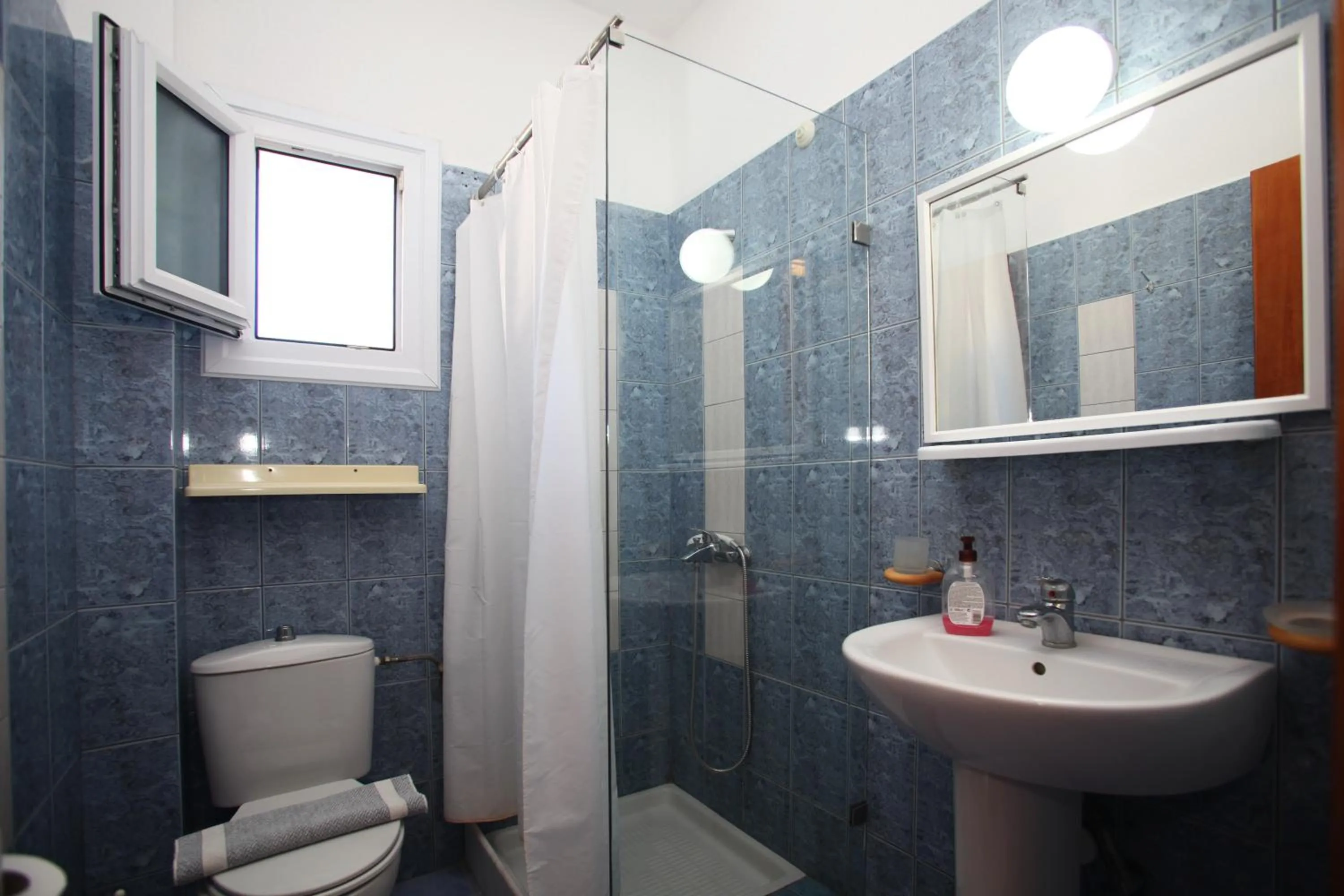 Bathroom in Liofoto