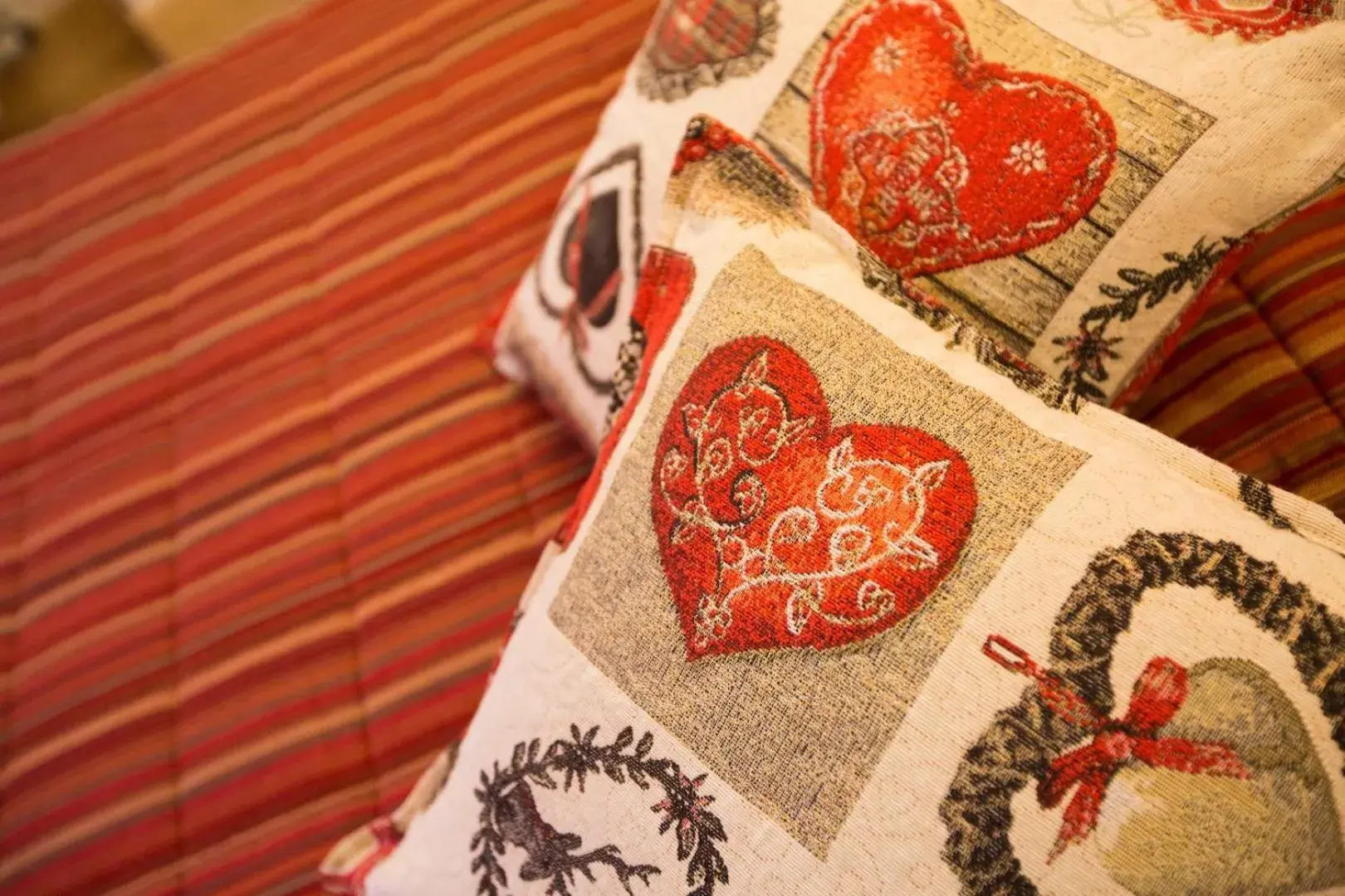 Small Twin Room in Hotel Restaurant La Barme Small Twin Room in Hotel Restaurant La Barme