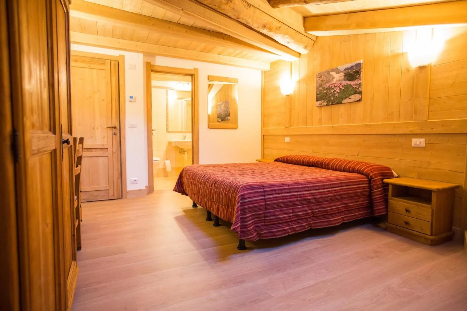 Photo of the whole room, Bed in Hotel Restaurant La Barme